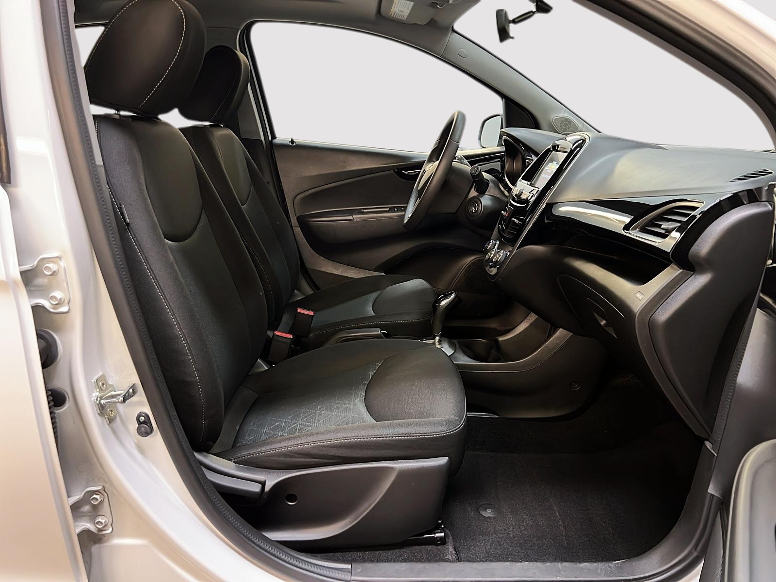 Chevrolet Spark 1LT HATCHBACK 2022 - image #8