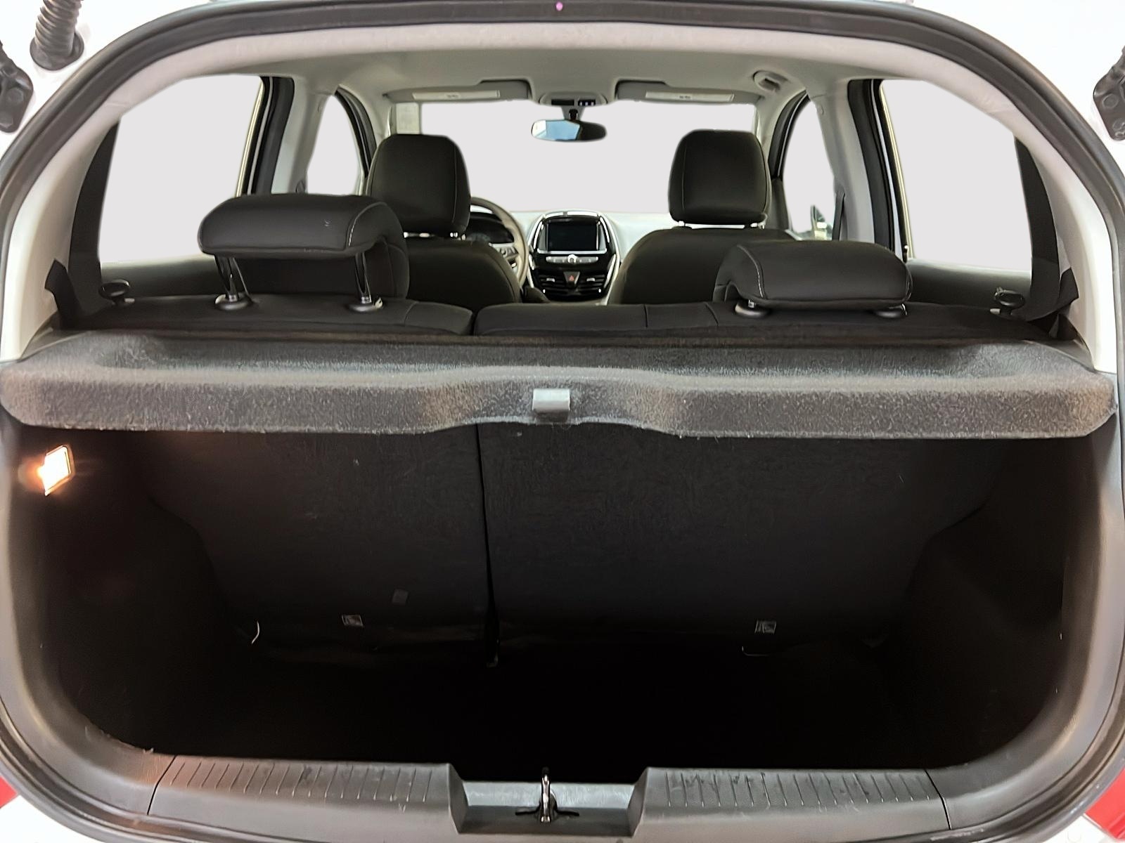Chevrolet Spark 1LT HATCHBACK 2022 - image #12