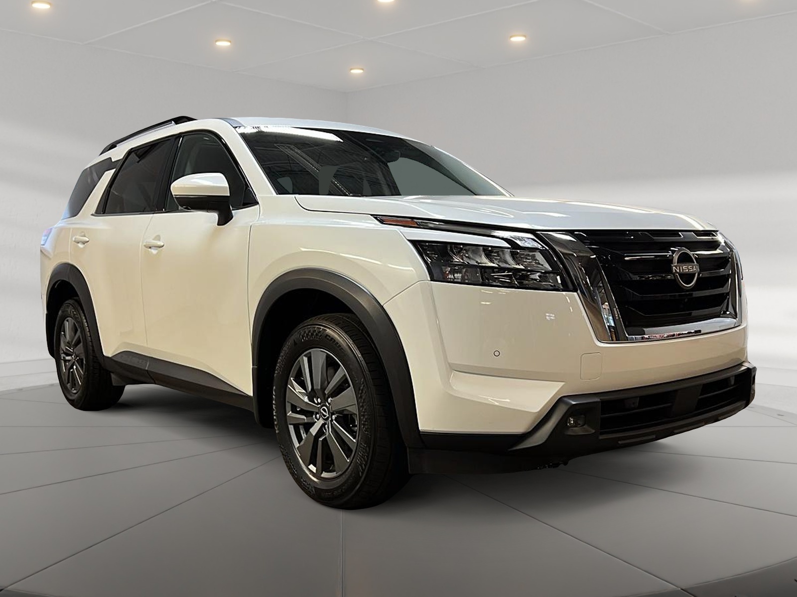 Nissan Pathfinder SV TOIT PANO 4RM 2024 - image #3