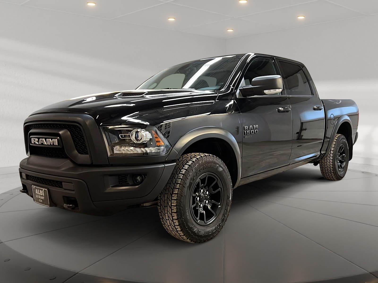 RAM 1500 Classic 2022 - Image #1