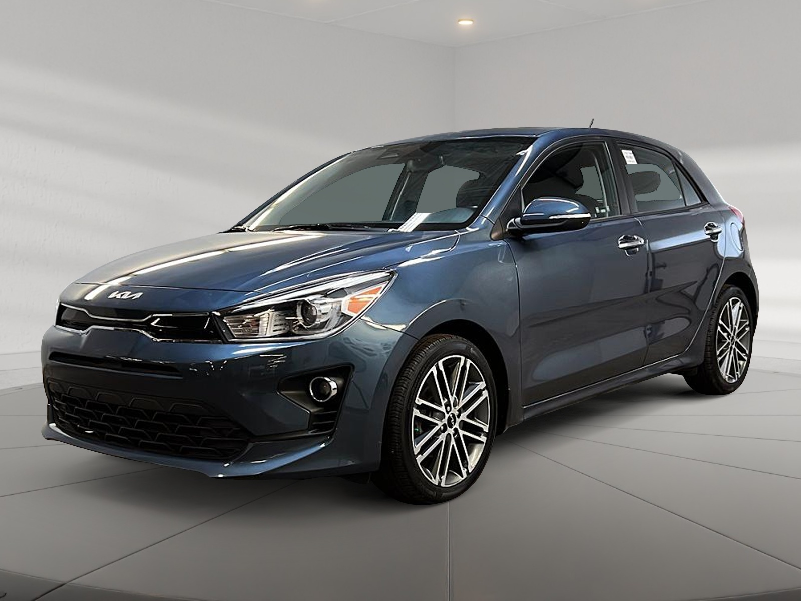 Kia Rio5 2023 - Image #1