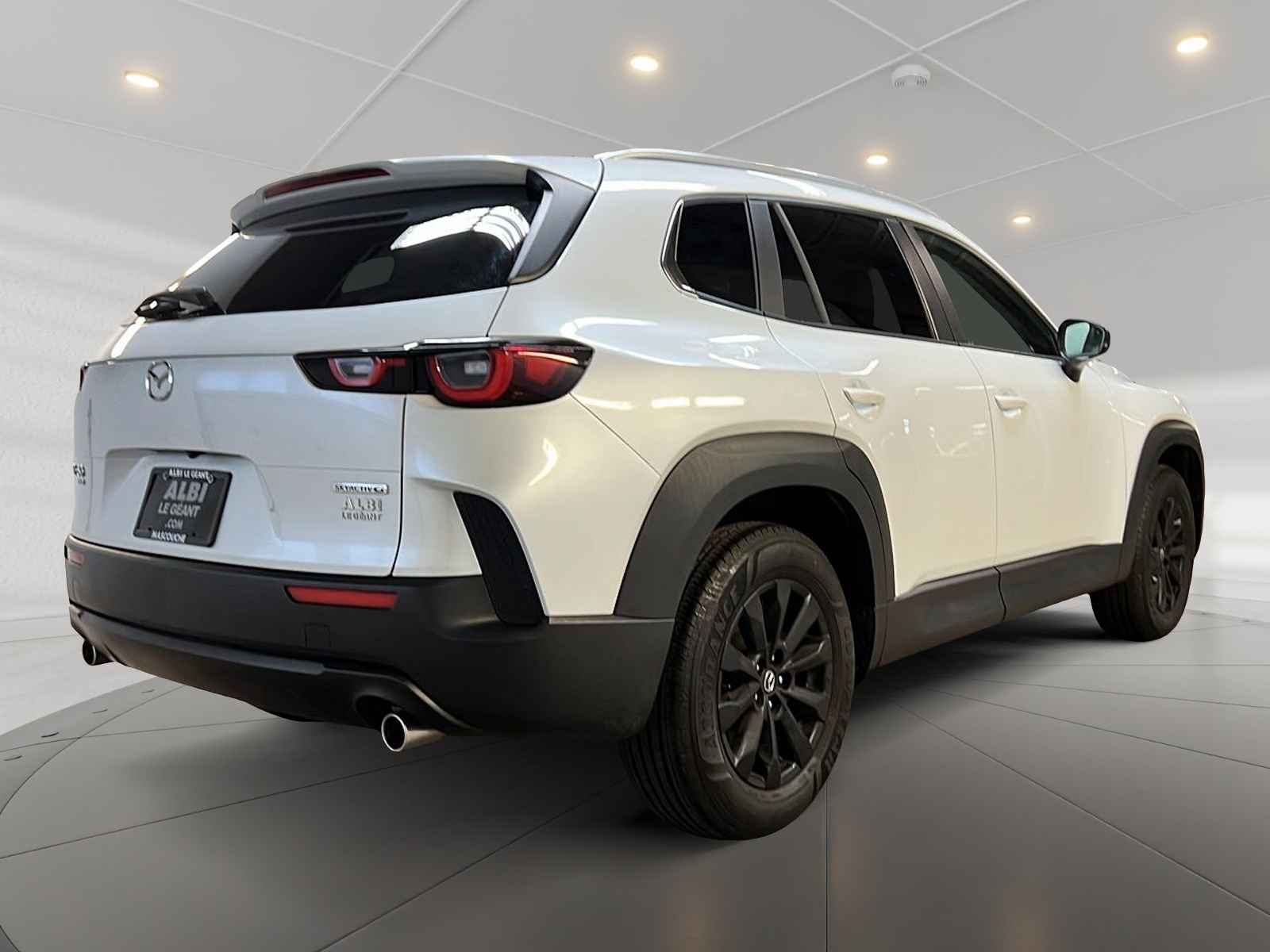 Mazda CX-50 GS LUXE TOIT PANO 4RM 2023 - image #4