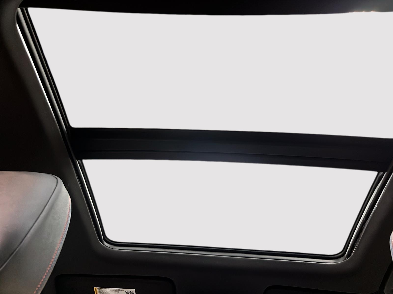 Chevrolet Equinox EV 2RS CUIR TOIT PANO NAV 2025 - image #9