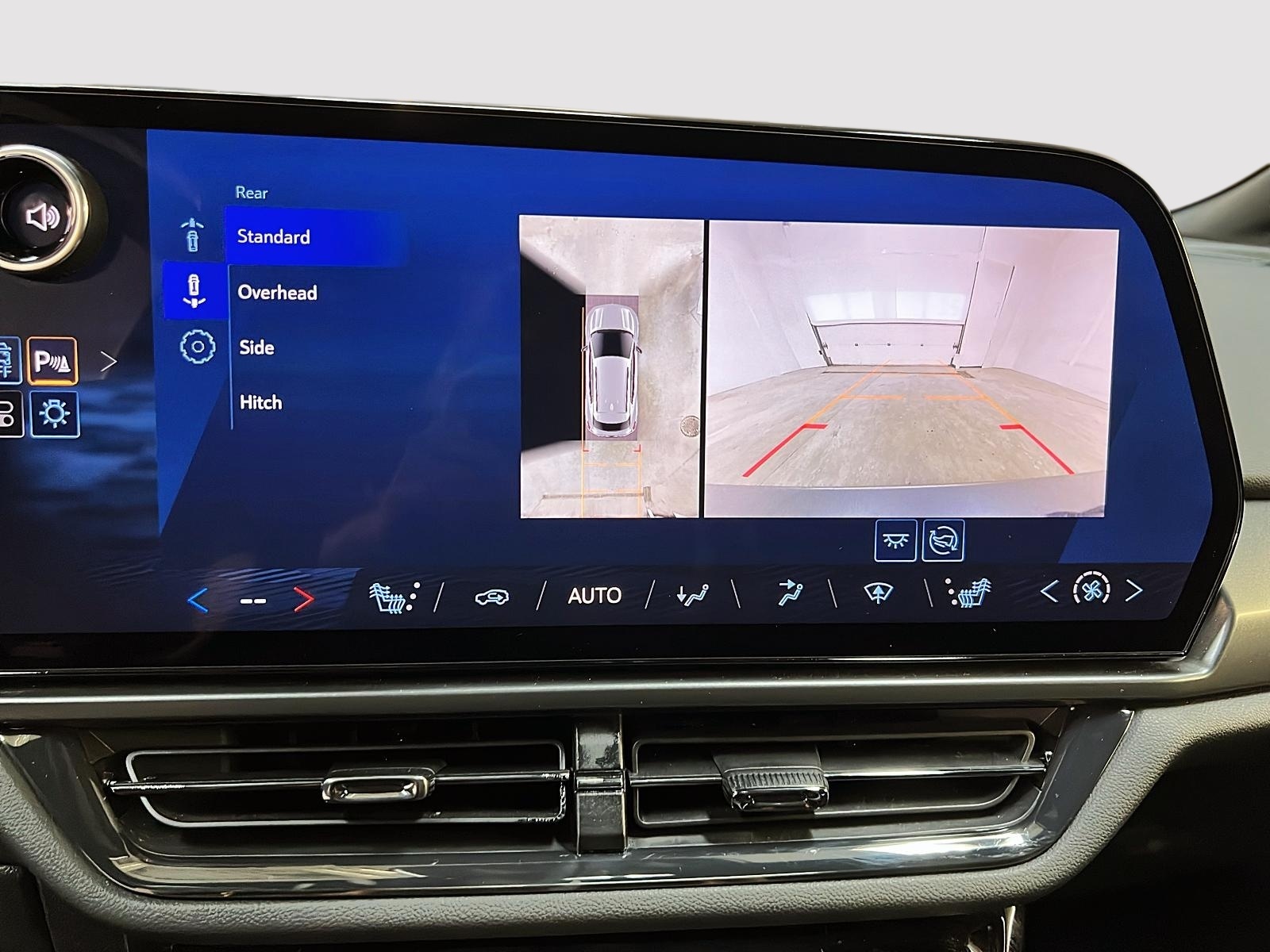 Chevrolet Equinox EV 2025 - Image #18