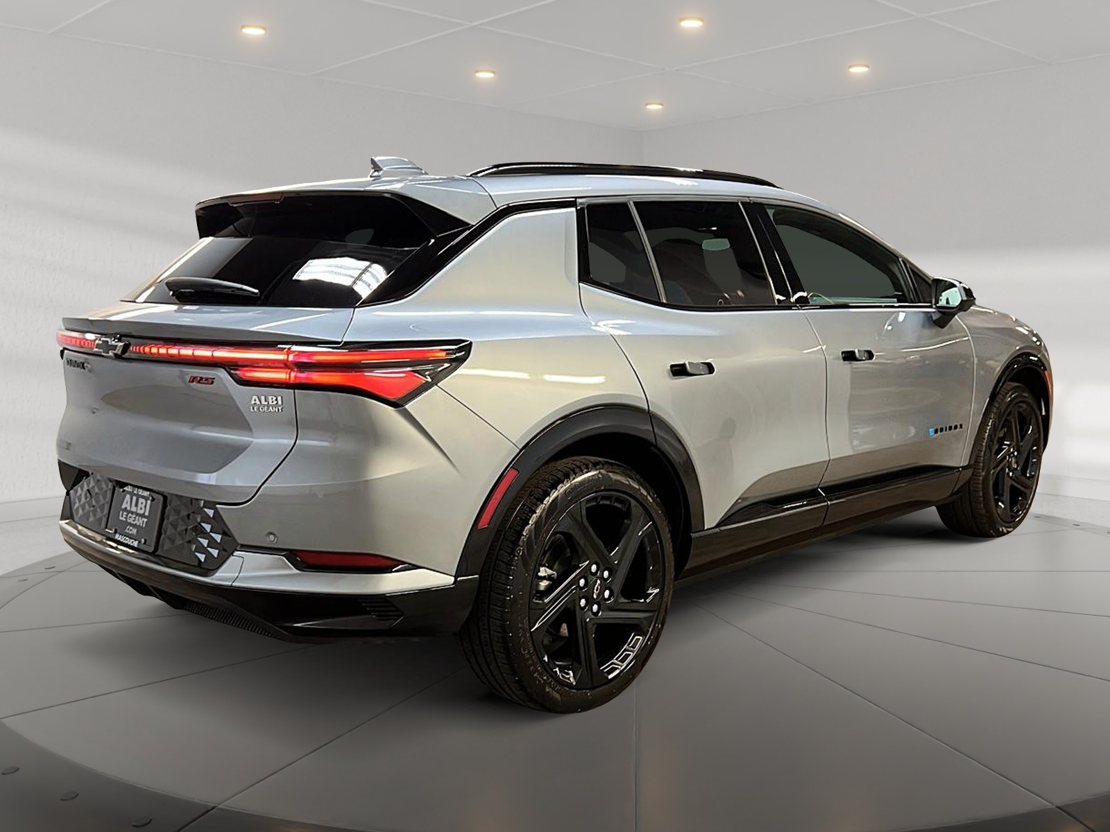 Chevrolet Equinox EV 2RS CUIR TOIT PANO NAV 2025 - image #4