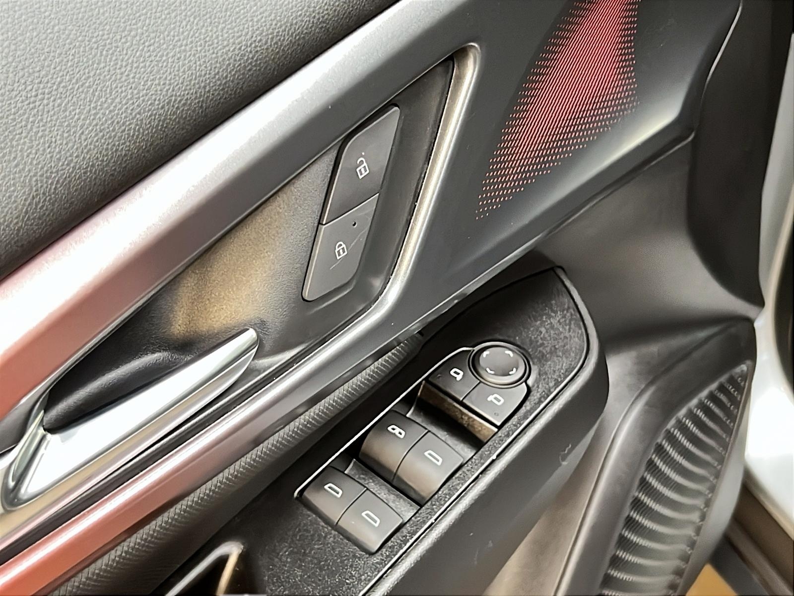 Chevrolet Equinox EV 2RS NAV 2025 - image #22