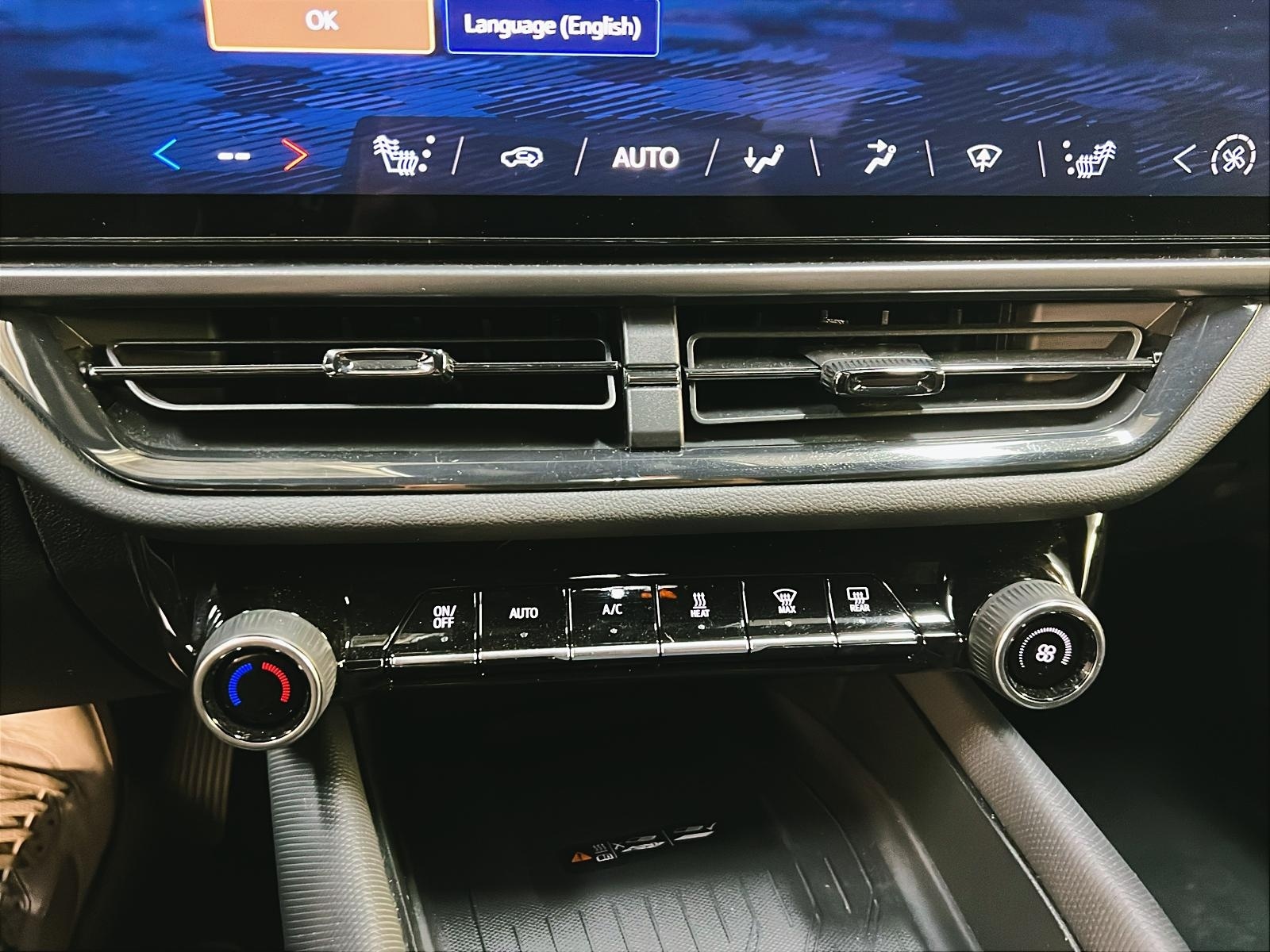 Chevrolet Equinox EV 2RS NAV 2025 - image #15