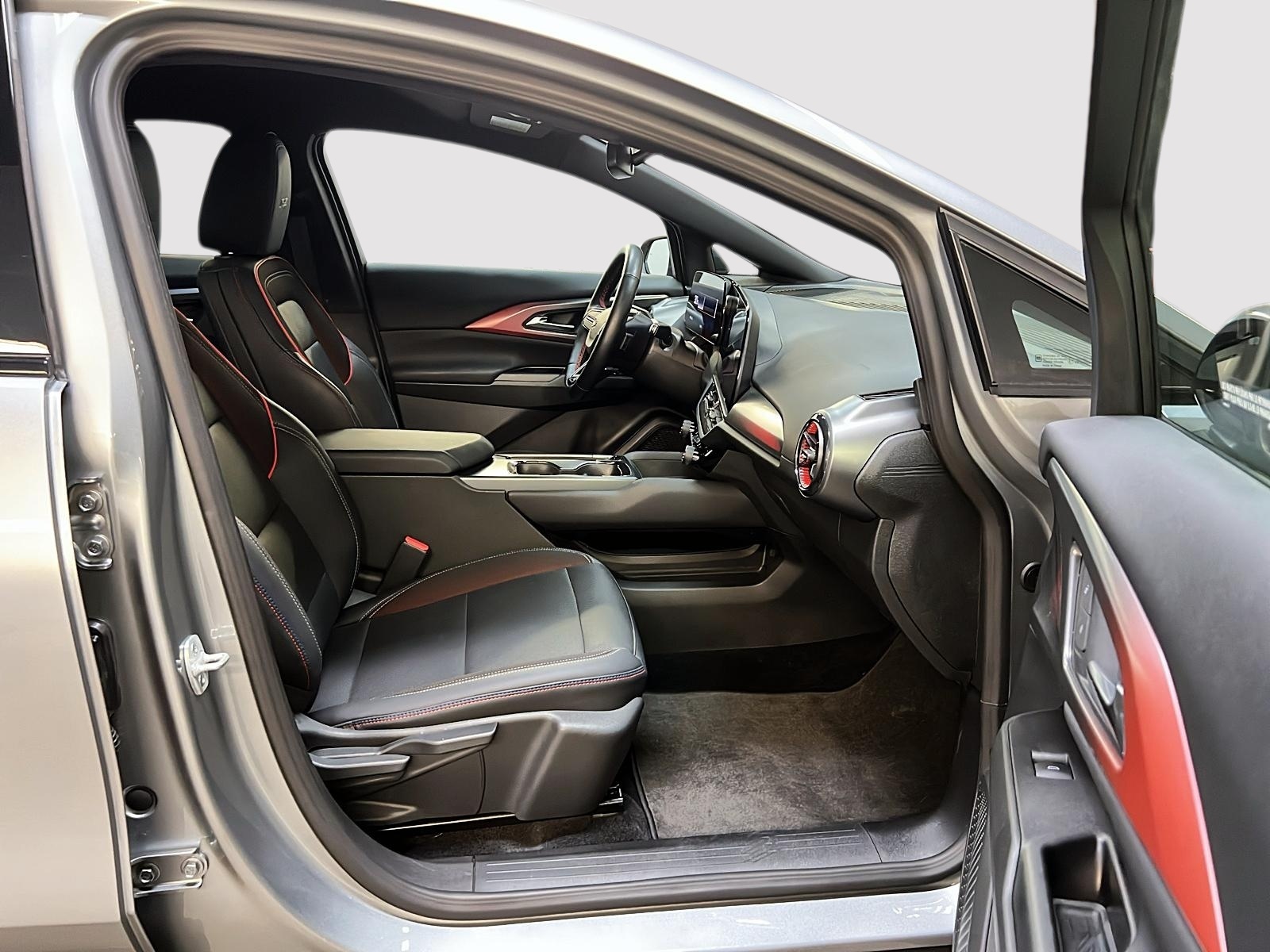 Chevrolet Equinox EV 2RS NAV 2025 - image #8