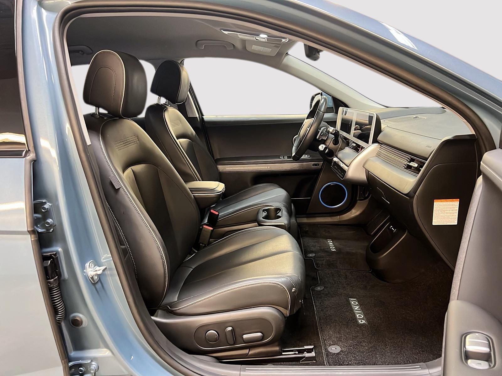 Hyundai IONIQ 5 PREFERRED LUXURY LONG RANGE CUIR NAV 4RM 2024 - image #8