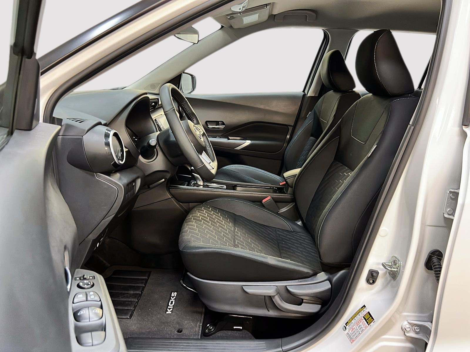 Nissan KICKS PLAY SV 2025 - image #7