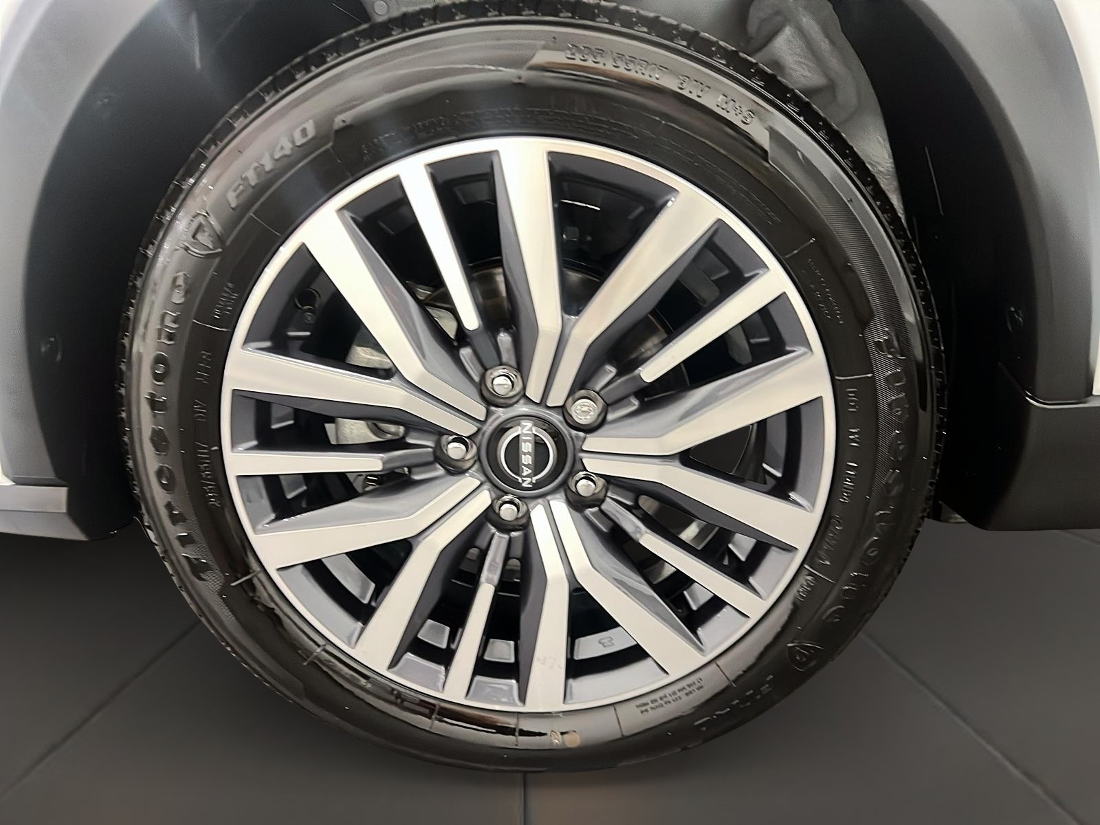 Nissan KICKS PLAY 2025 - Image #20