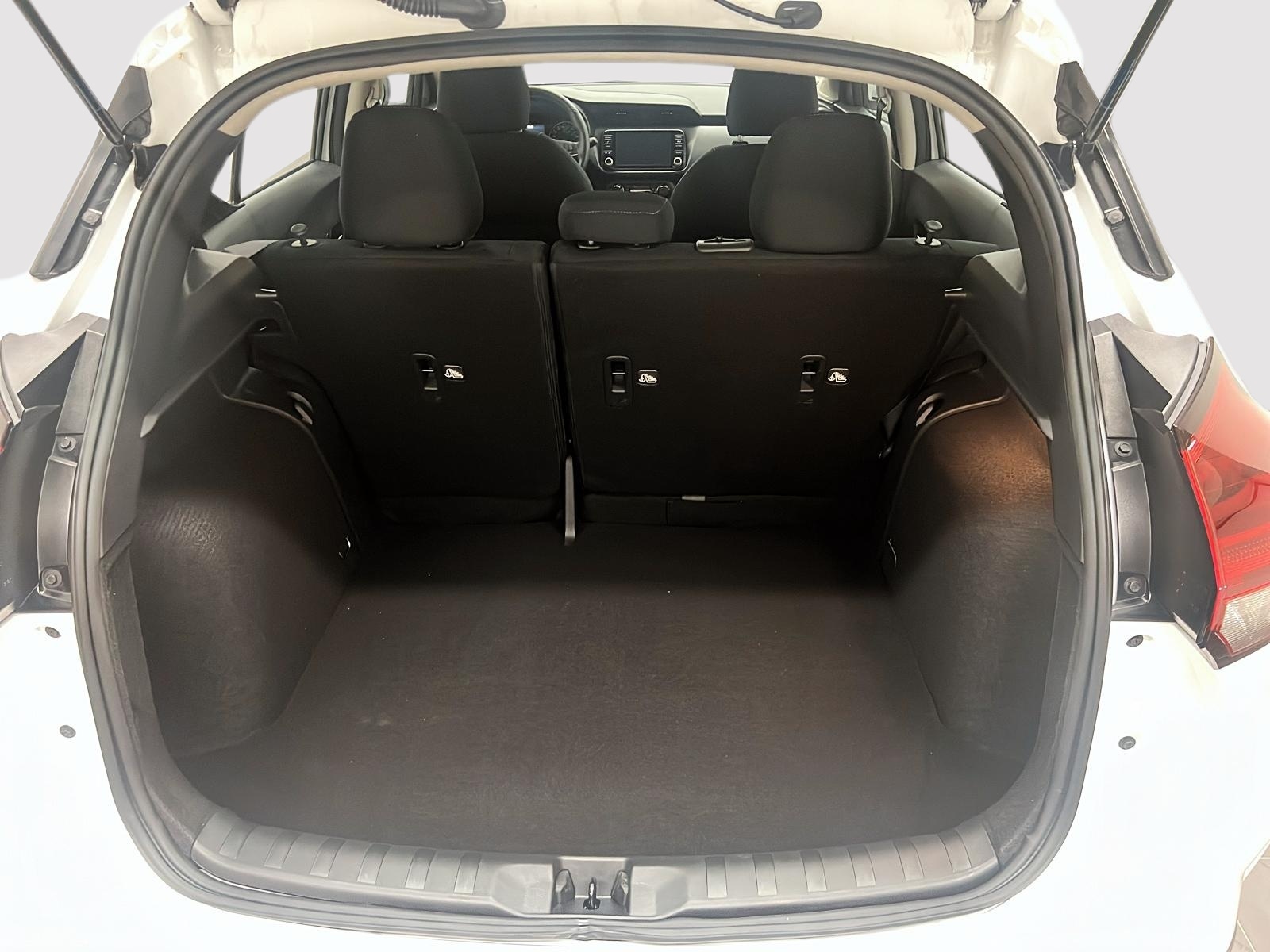 Nissan KICKS PLAY SV 2025 - image #18