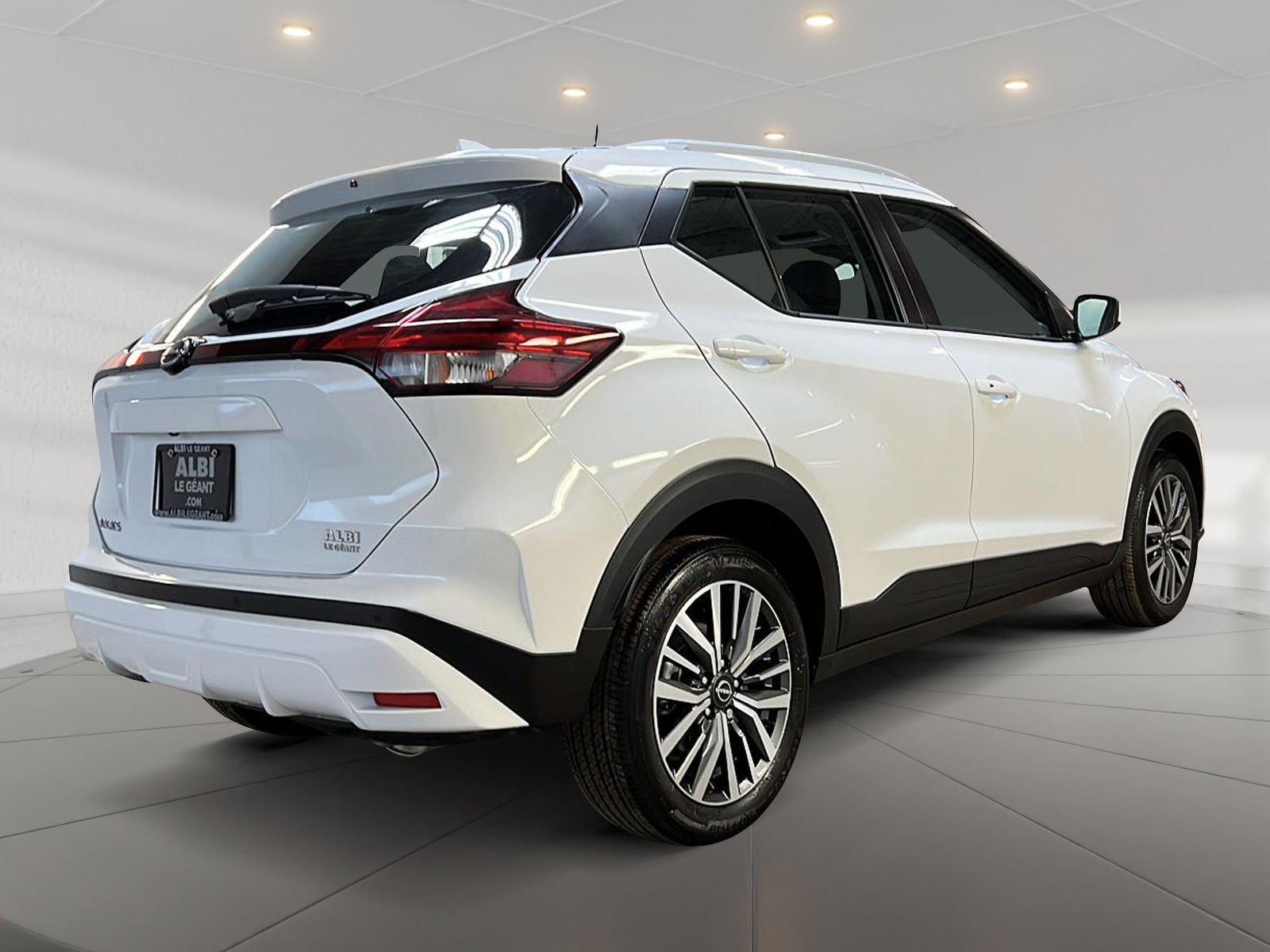 Nissan KICKS PLAY SV 2025 - image #4