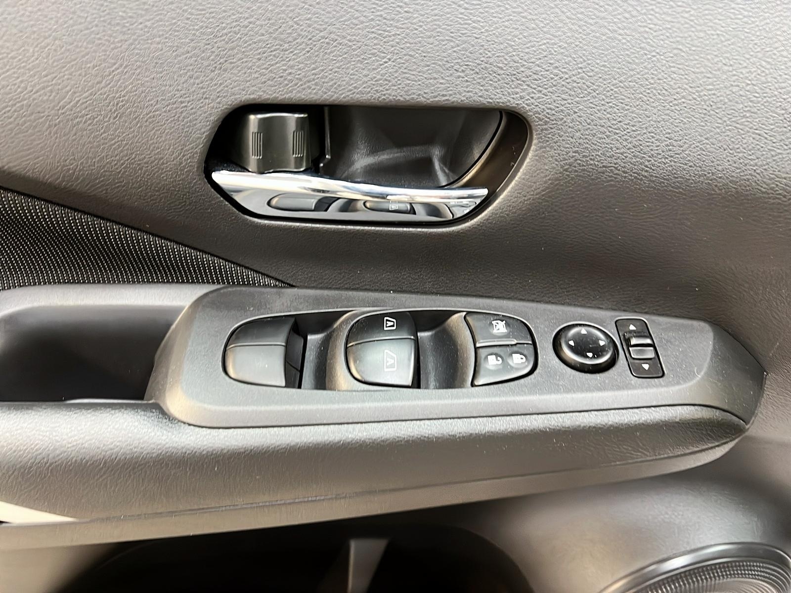 Nissan KICKS PLAY SV 2025 - image #21