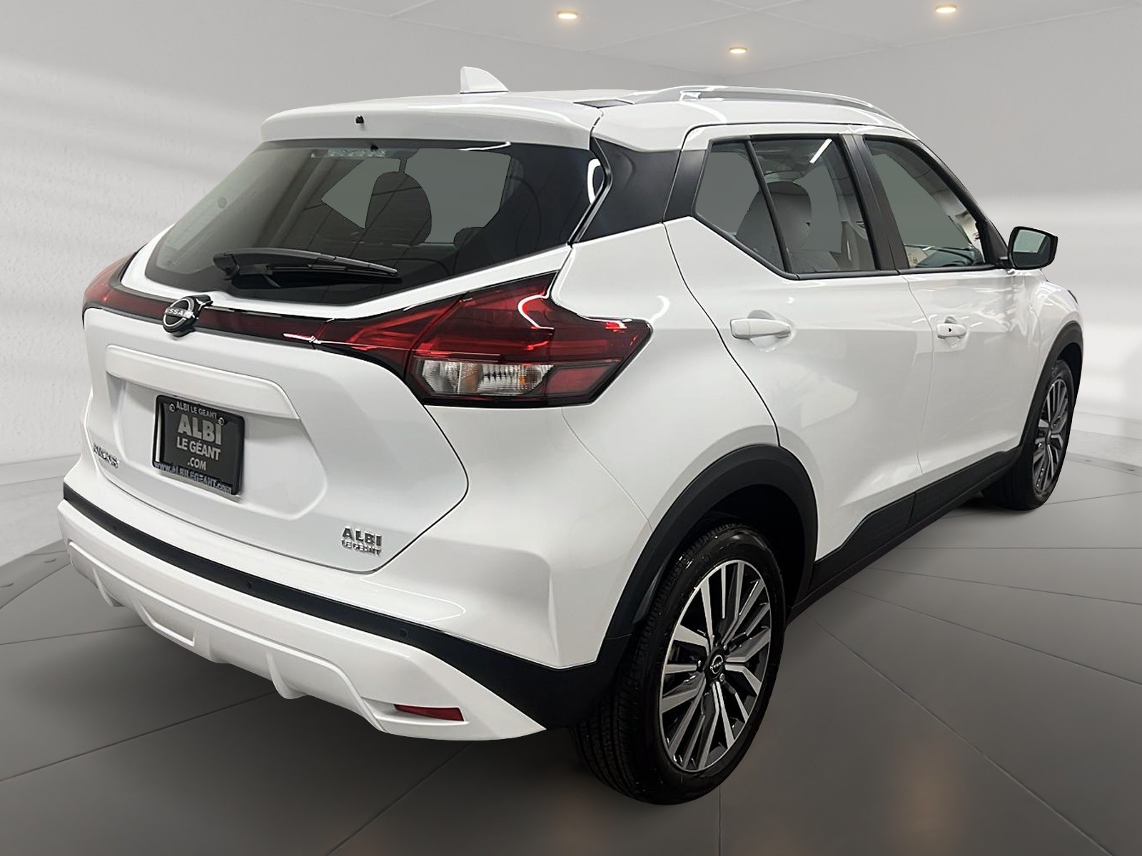Nissan KICKS PLAY SV 2025 - image #4