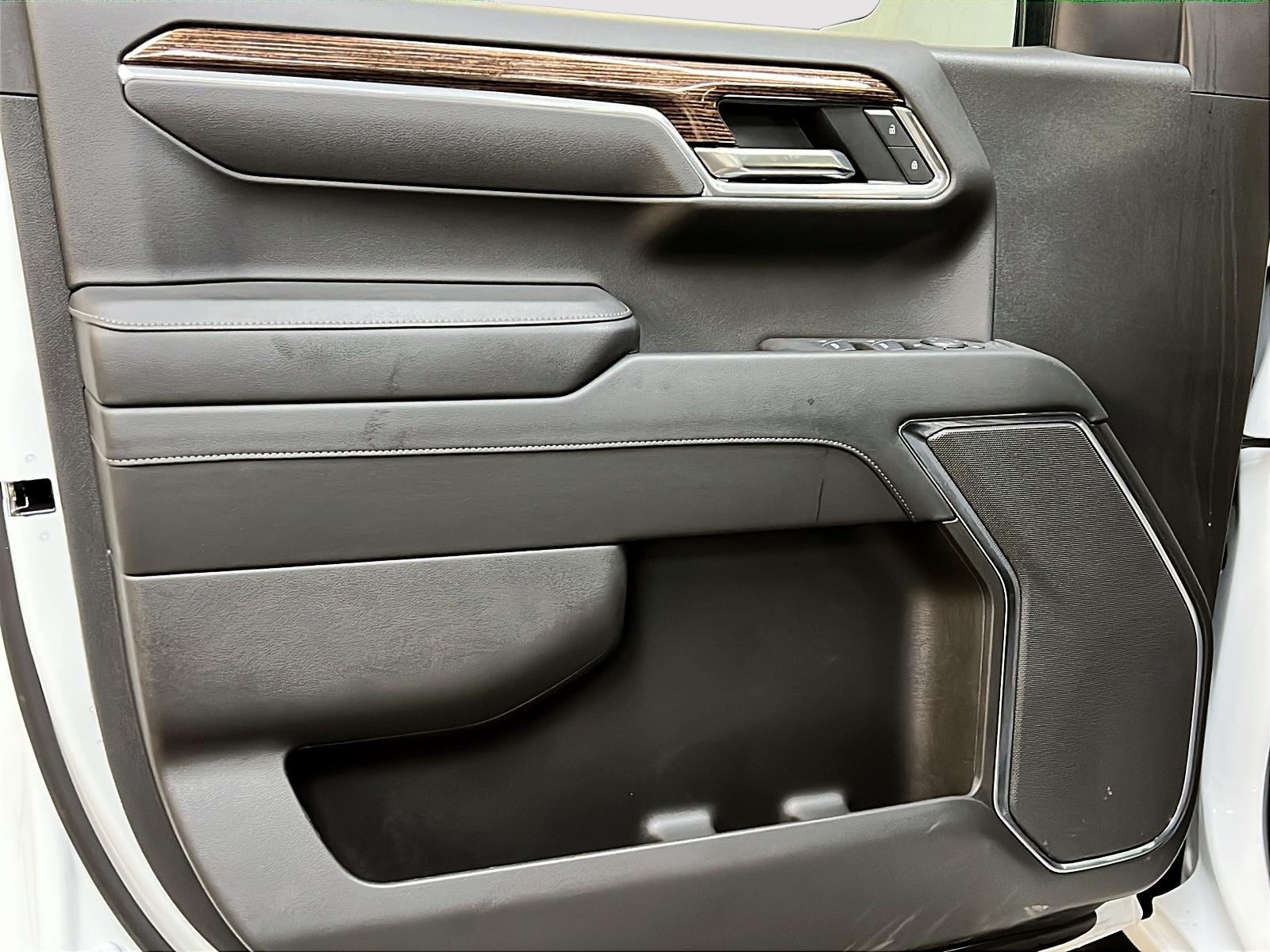 GMC Sierra 1500 ELEVATION X31 CREW CAB 4X4 2025 - image #22