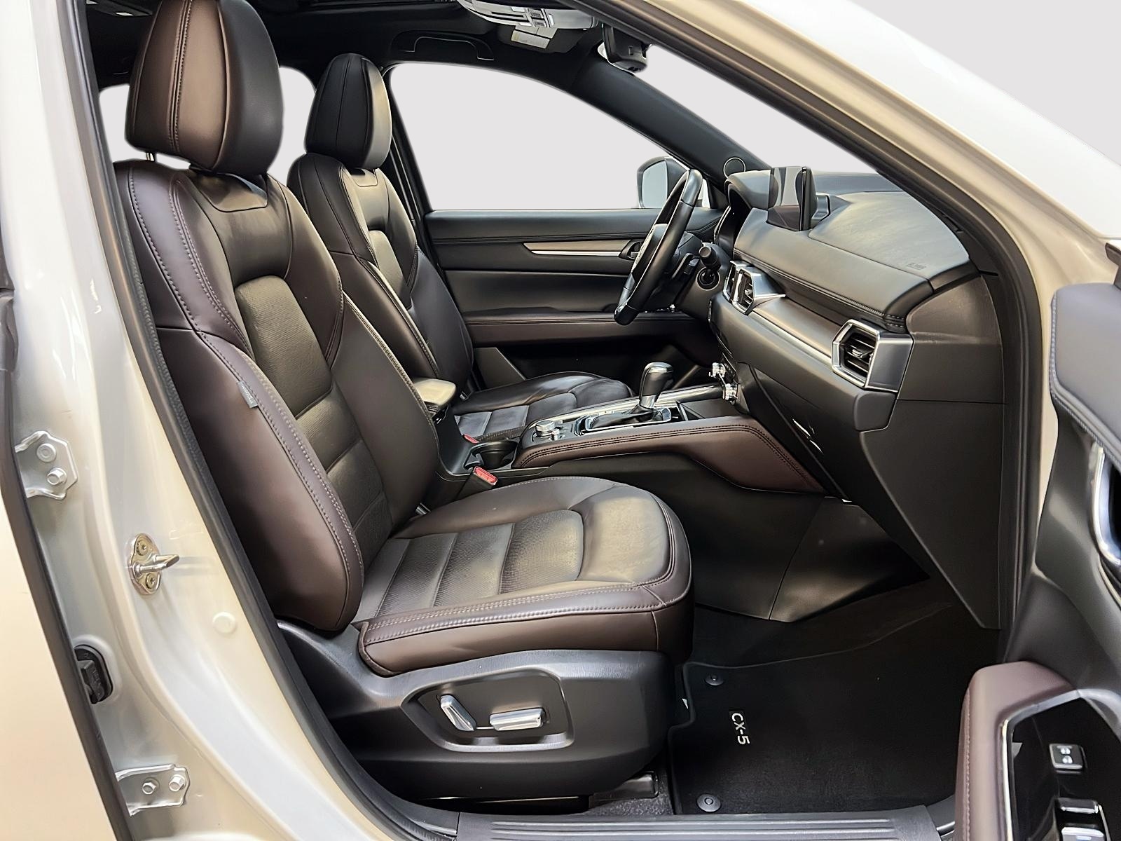 Mazda CX-5 SIGNATURE 2.5T CUIR TOIT NAV 4RM 2022 - image #8
