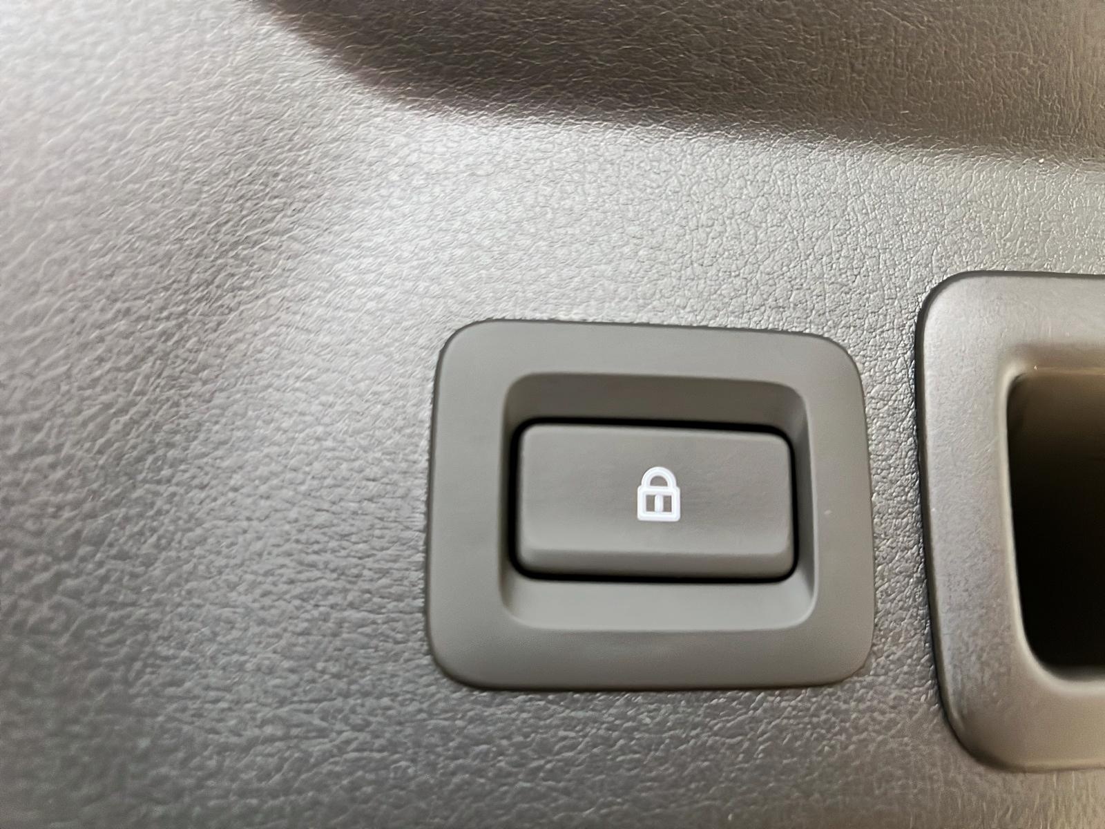 Mazda MX-30 GS NAV 2023 - image #13