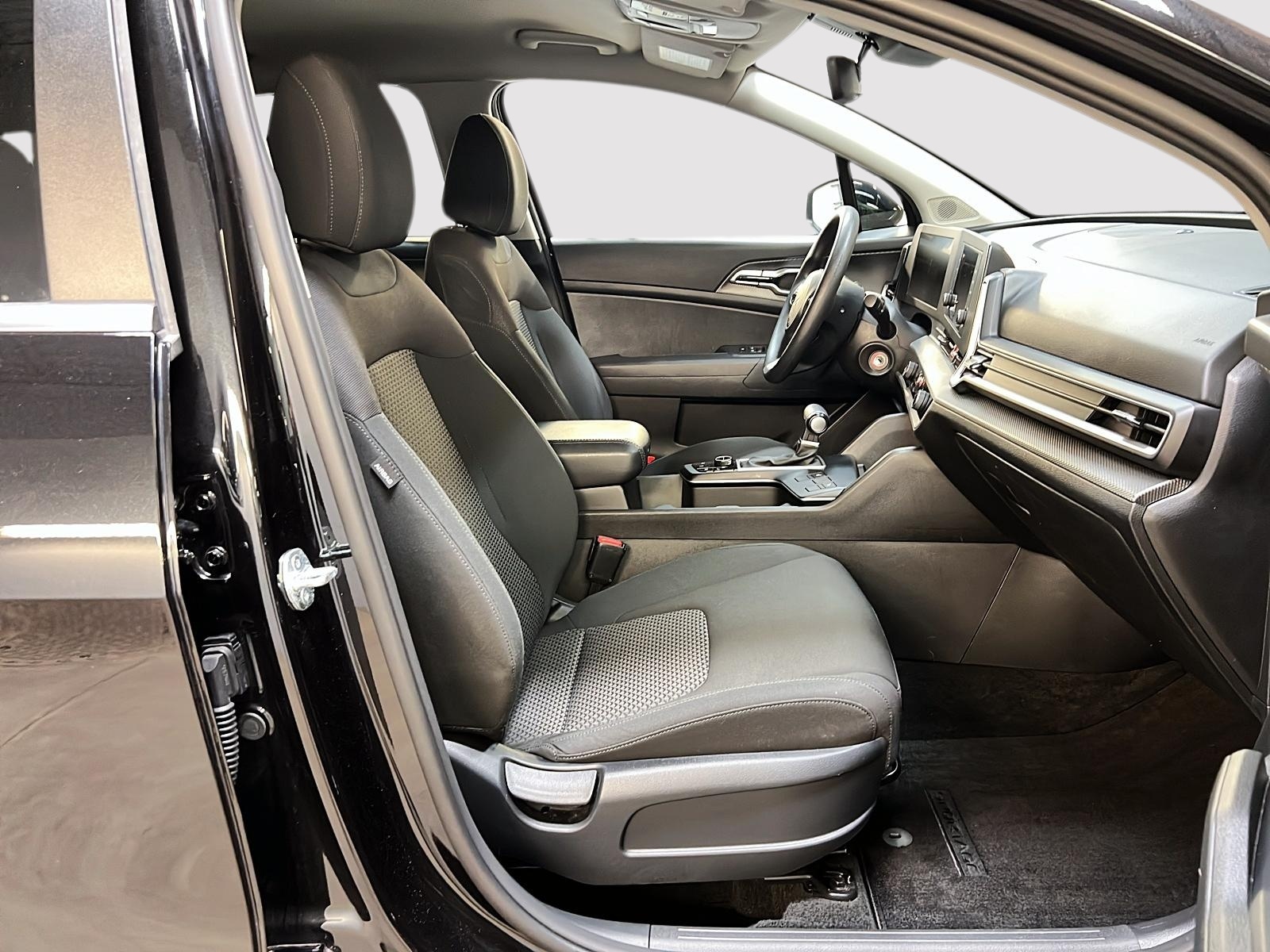 Kia Sportage 2023 - Image #8