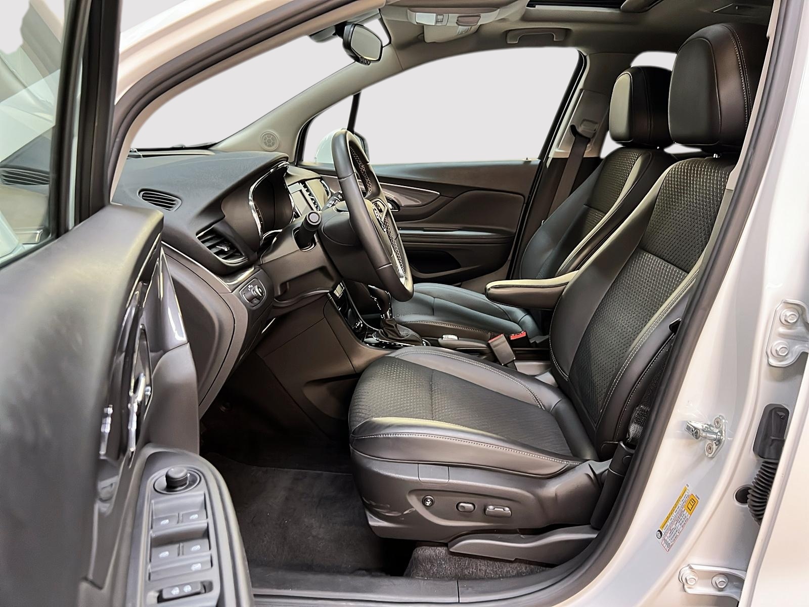 Buick Encore PREFERRED TOIT 2022 - image #7