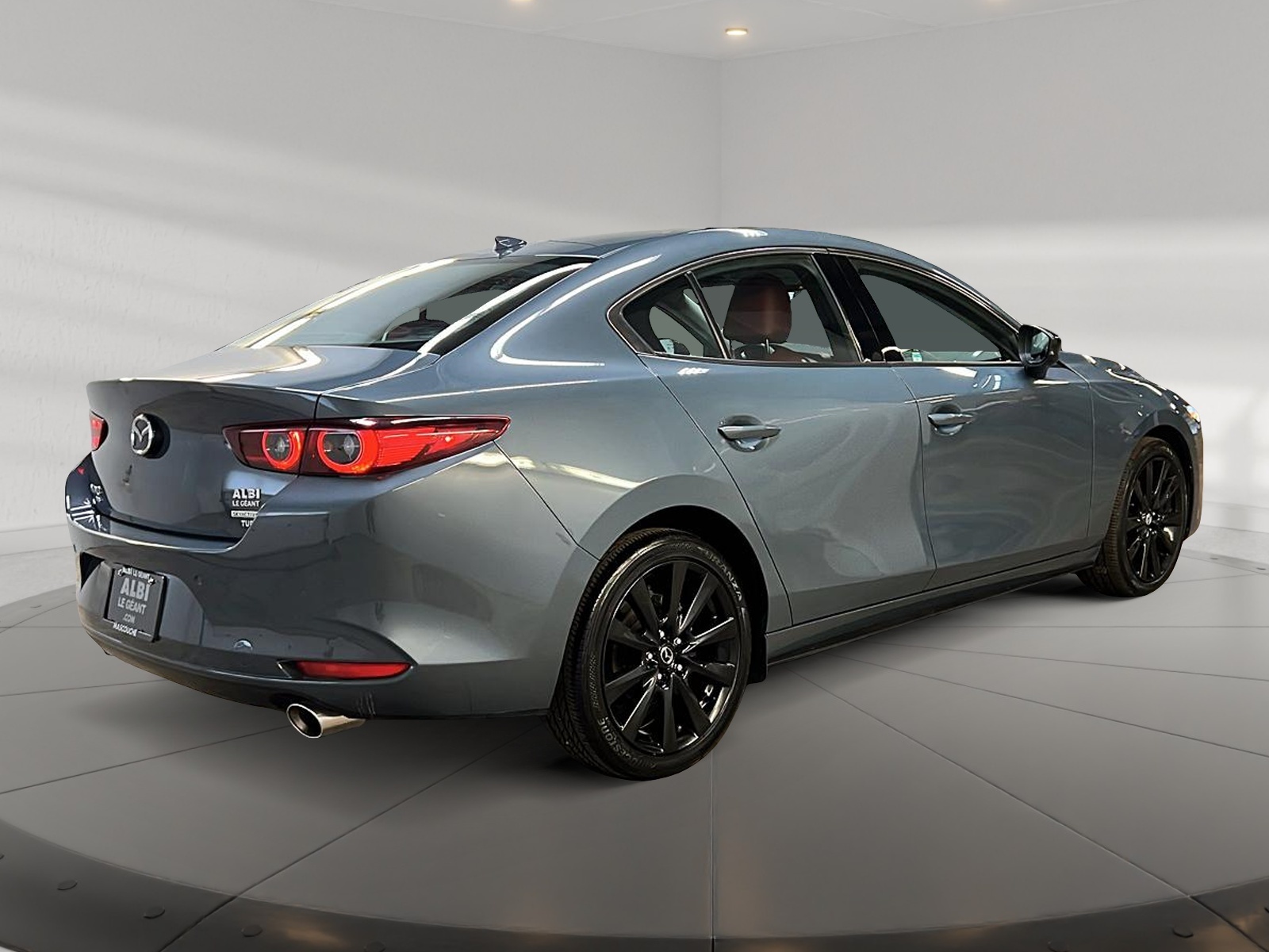 Mazda Mazda3 GT TURBO CUIR TOIT NAV 4RM 2023 - image #4