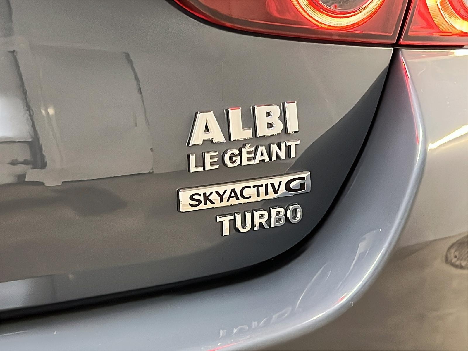 Mazda Mazda3 GT TURBO CUIR TOIT NAV 4RM 2023 - image #28