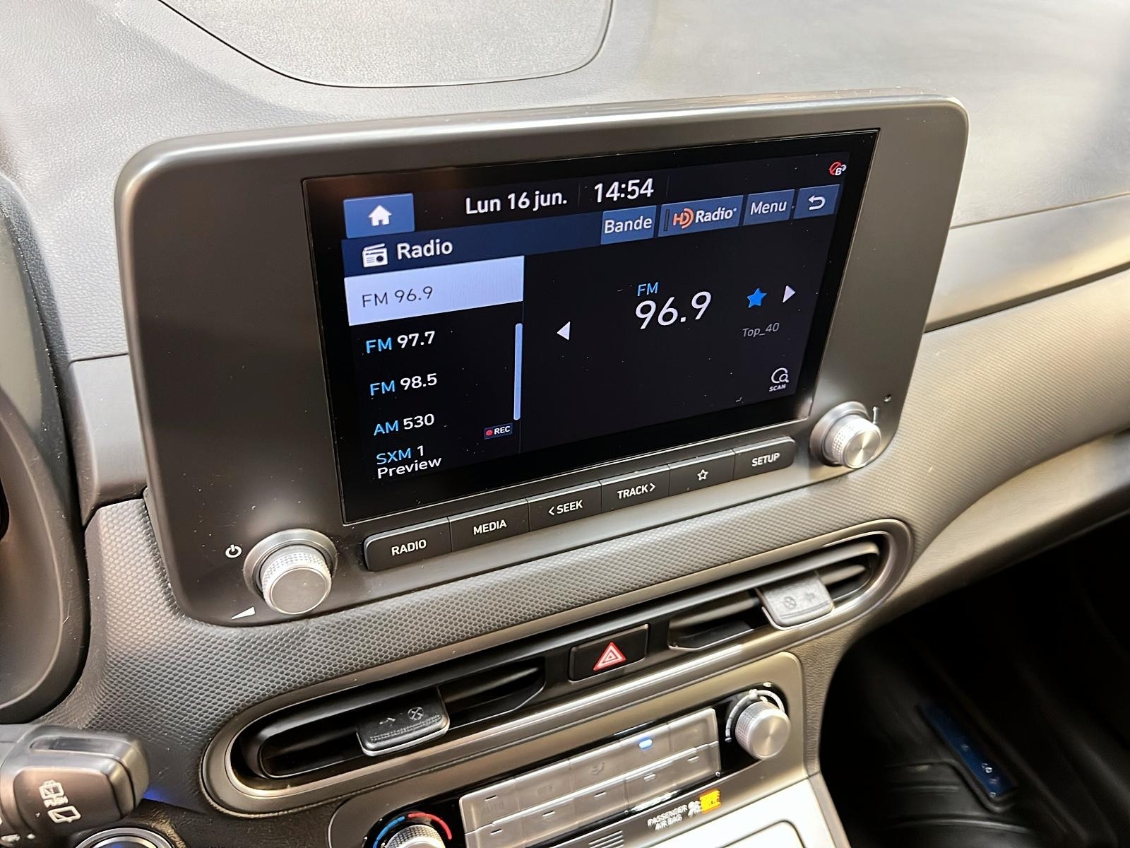 Hyundai Kona EV PREFERRED 2022 - image #15