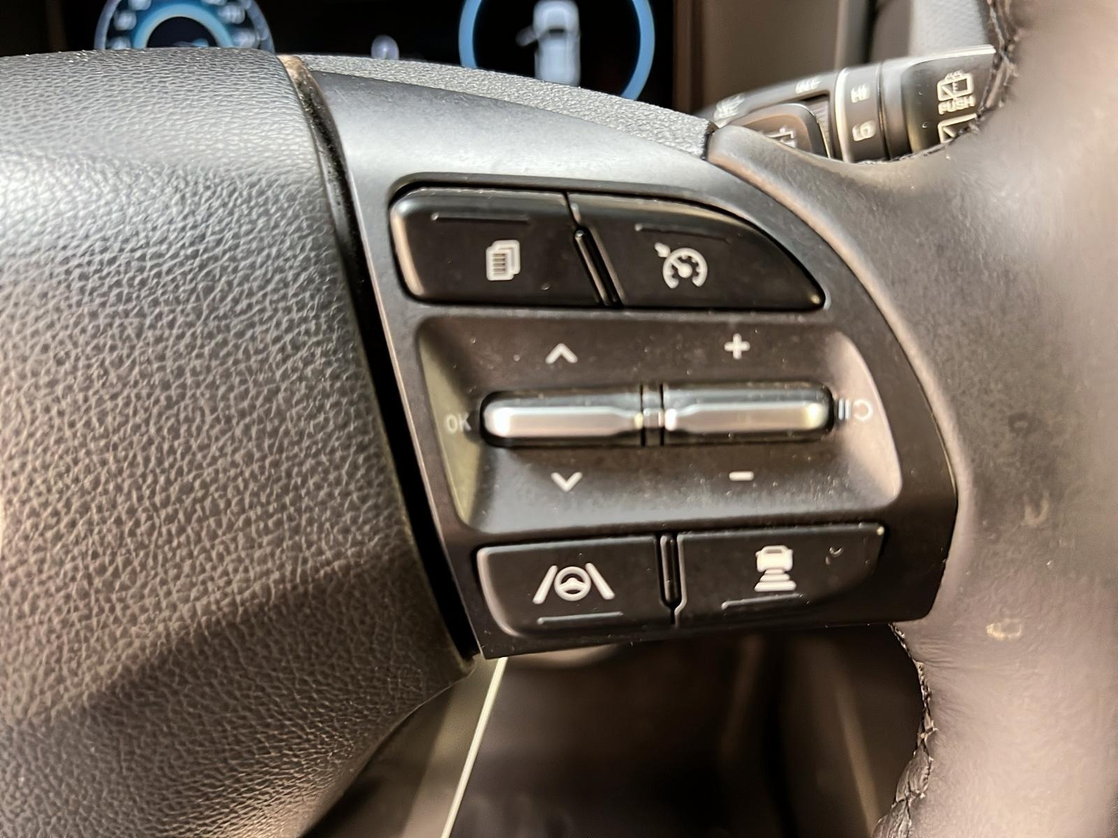 Hyundai Kona EV PREFERRED 2022 - image #18