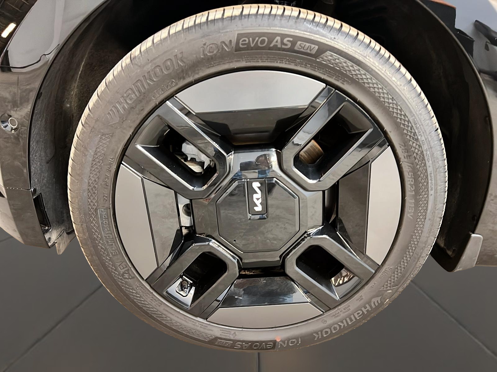 Kia EV9 LAND GT LINE CUIR TOIT PANO NAV 4RM 2024 - image #32