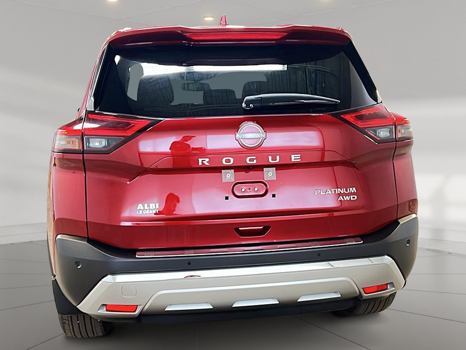 Nissan Rogue PLATINIUM CUIR  TOIT PANO NAV 4RM 2023 - image #5