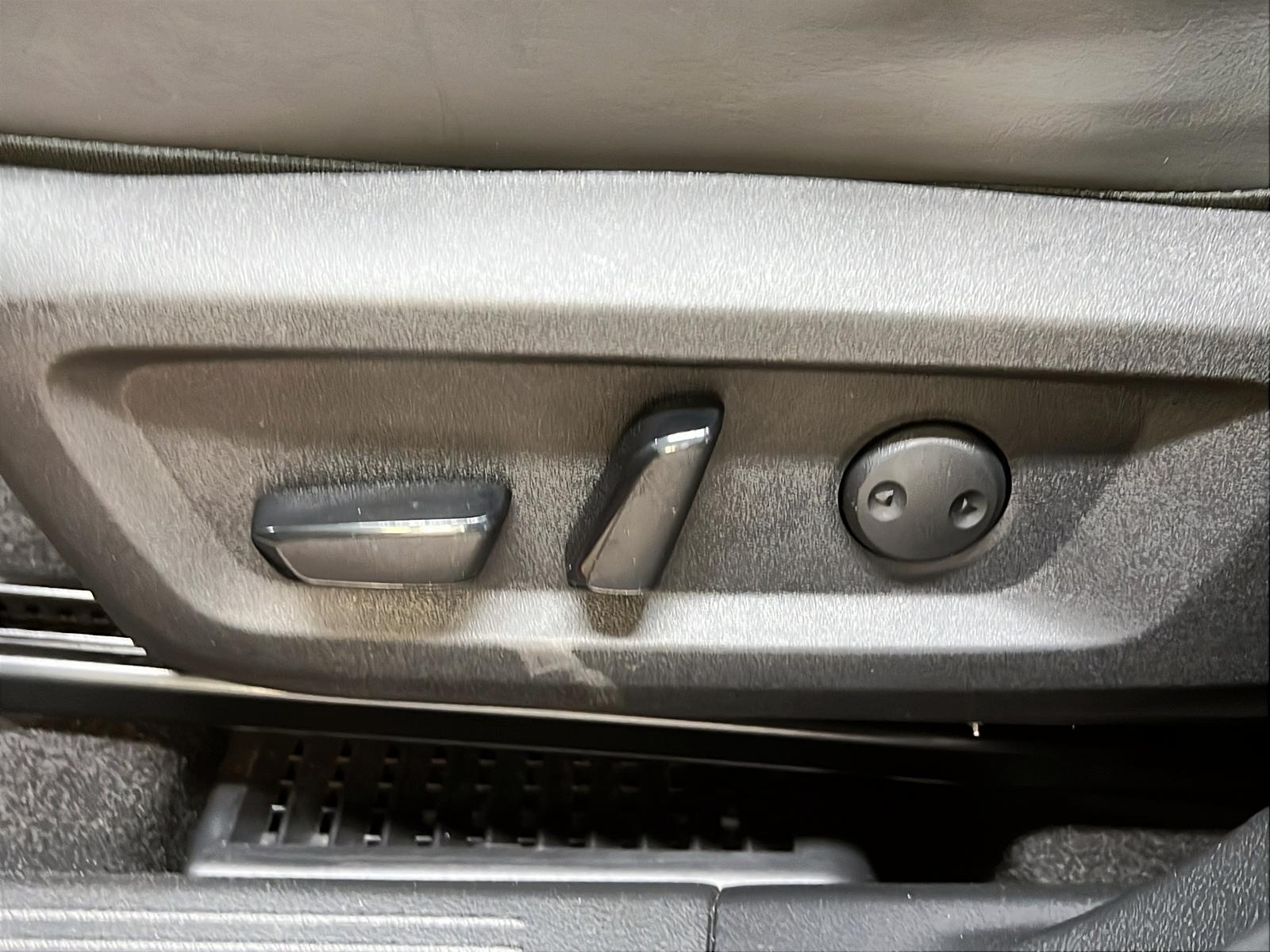 Nissan Rogue PLATINIUM CUIR  TOIT PANO NAV 4RM 2023 - image #27