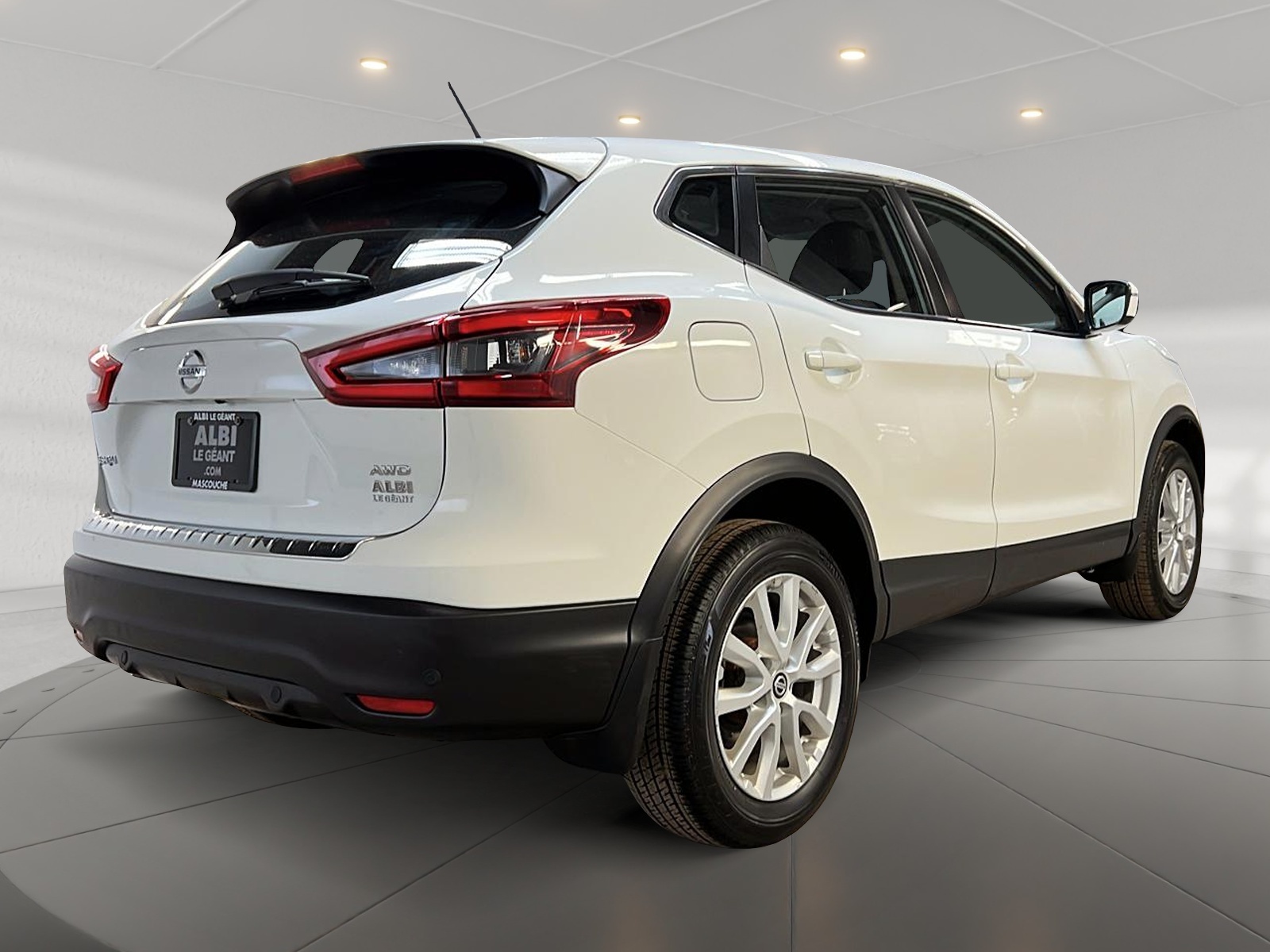 Nissan Qashqai S 4RM 2023 - image #4