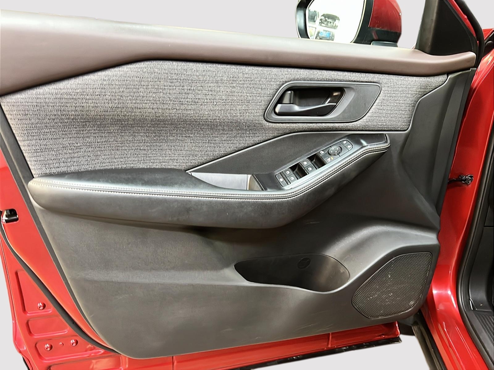 Nissan Rogue 2022 - Image #23