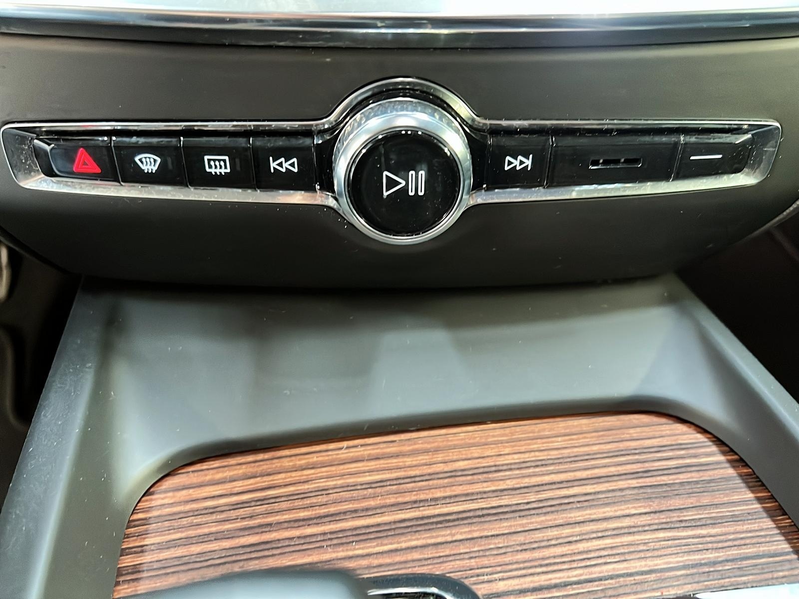 Volvo S60 B5 PLUS CUIR TOIT NAV 4RM 2024 - image #16