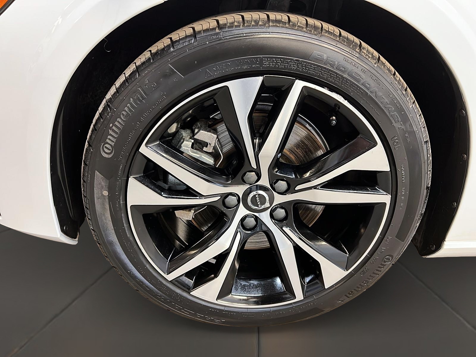 Volvo S60 B5 CORE CUIR TOIT PANO NAV 4RM 2024 - image #29