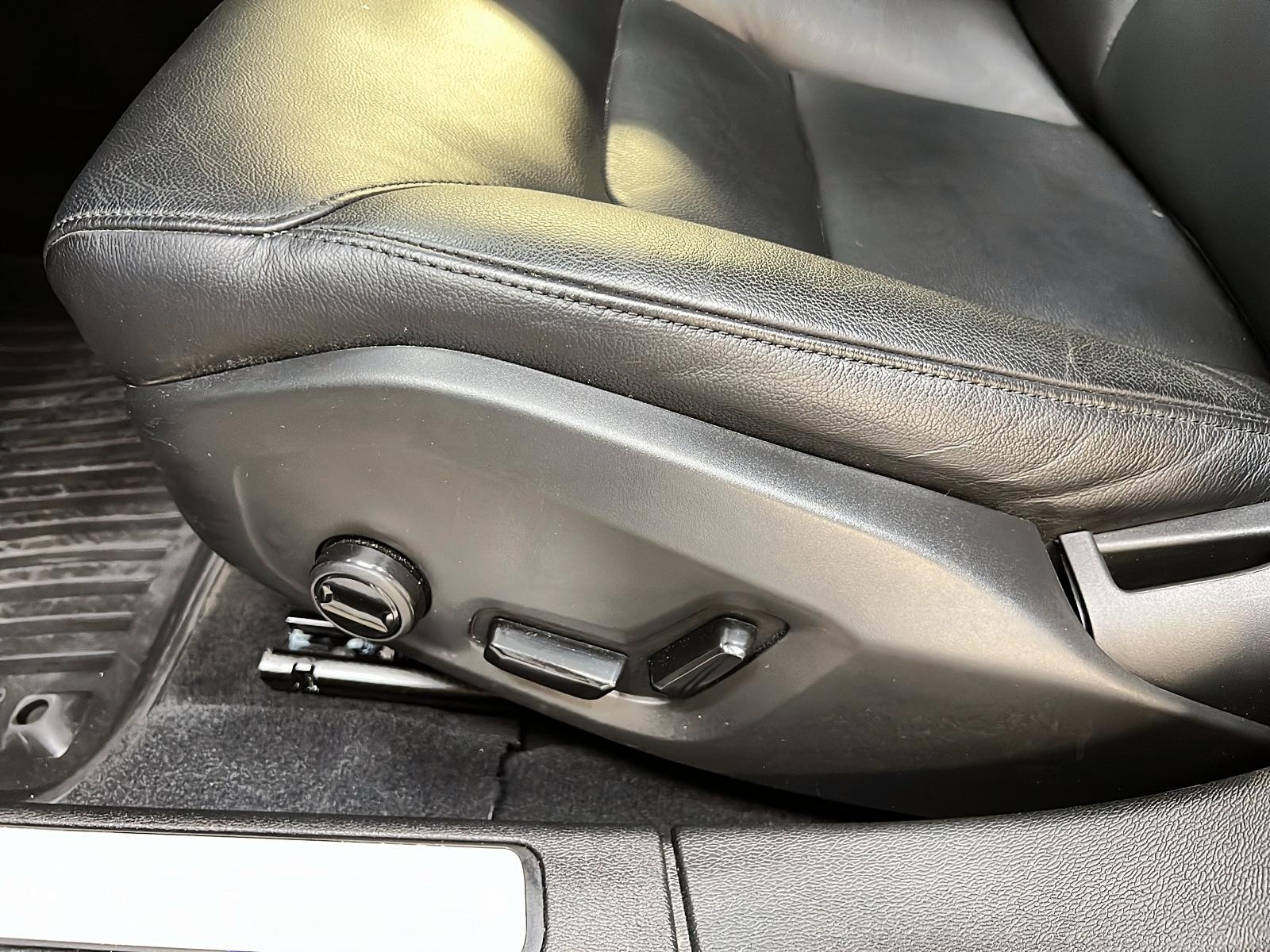 Volvo S60 B5 CORE CUIR TOIT PANO NAV 4RM 2024 - image #24