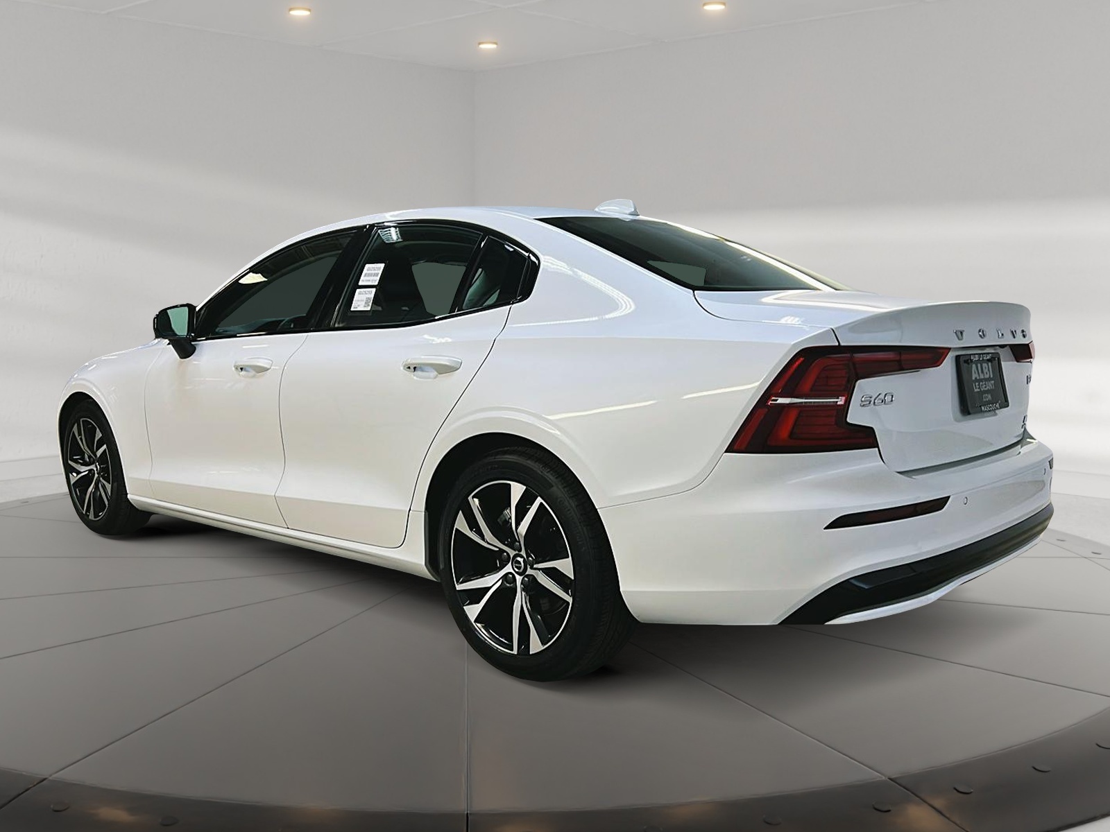 Volvo S60 B5 CORE CUIR TOIT PANO NAV 4RM 2024 - image #6