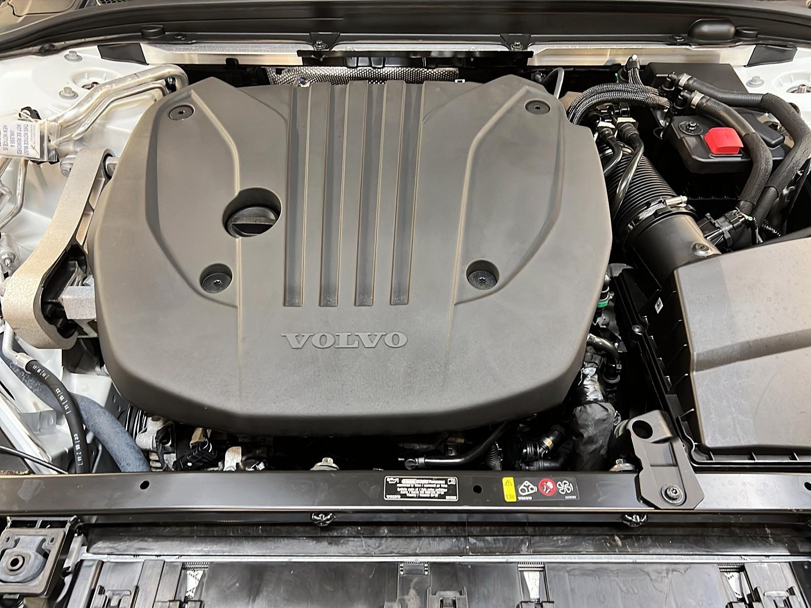 Volvo S60 B5 CORE CUIR TOIT PANO NAV 4RM 2024 - image #12
