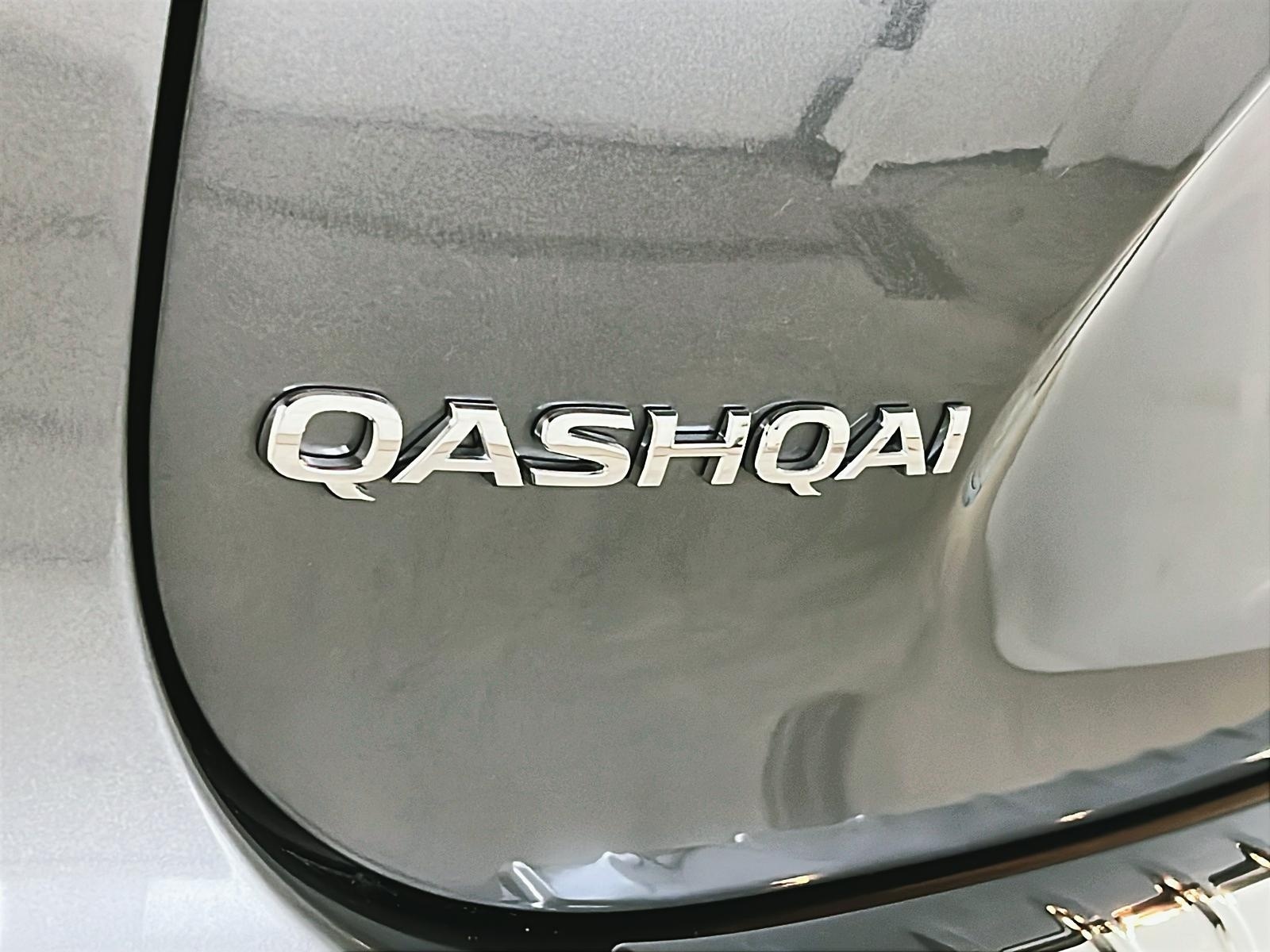 Nissan Qashqai SV TOIT 4RM 2023 - image #26