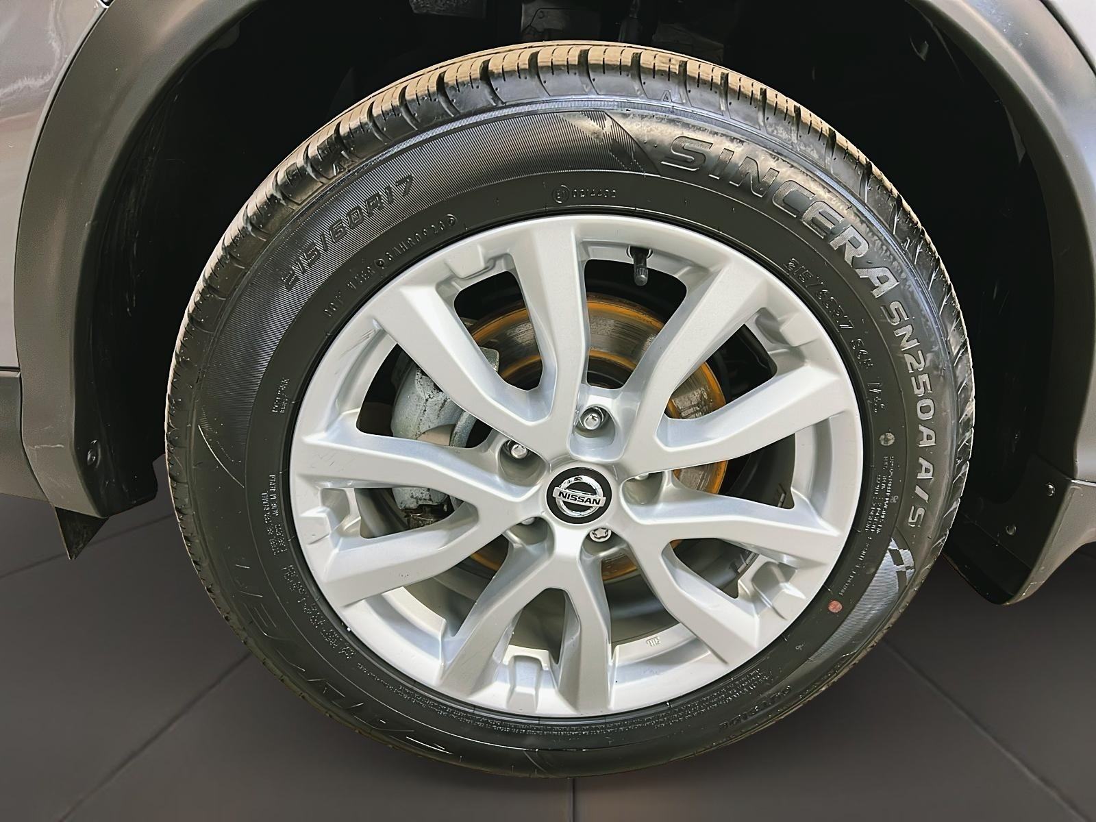 Nissan Qashqai SV TOIT 4RM 2023 - image #28