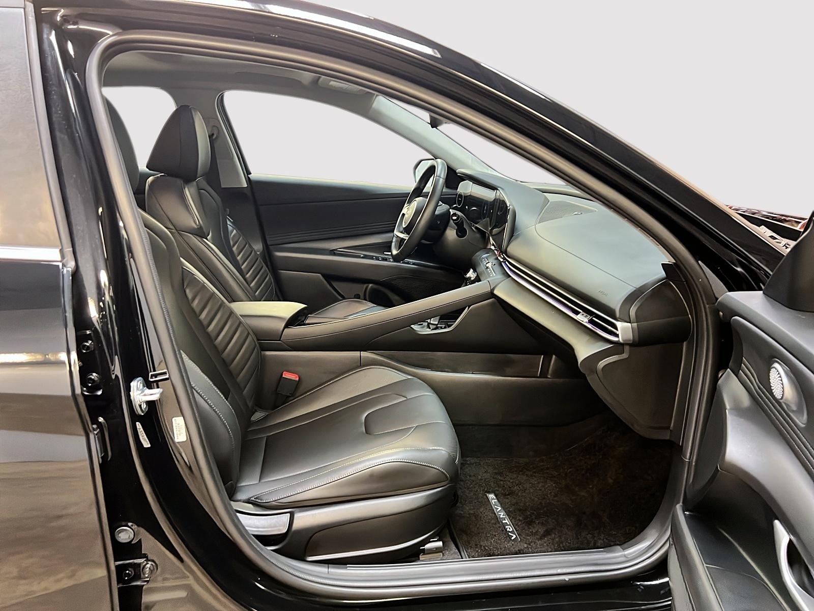 Hyundai Elantra LUXURY CUIR TOIT NAV 2024 - image #8
