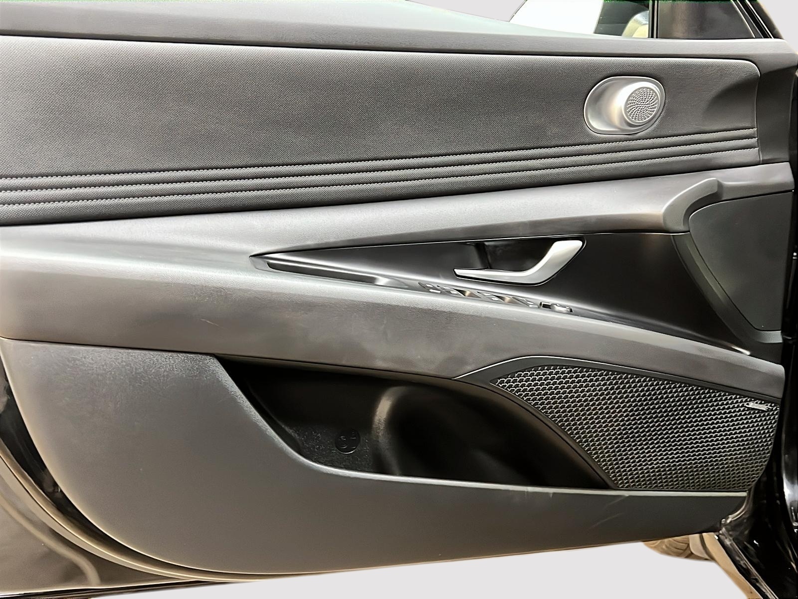 Hyundai Elantra LUXURY CUIR TOIT NAV 2024 - image #24