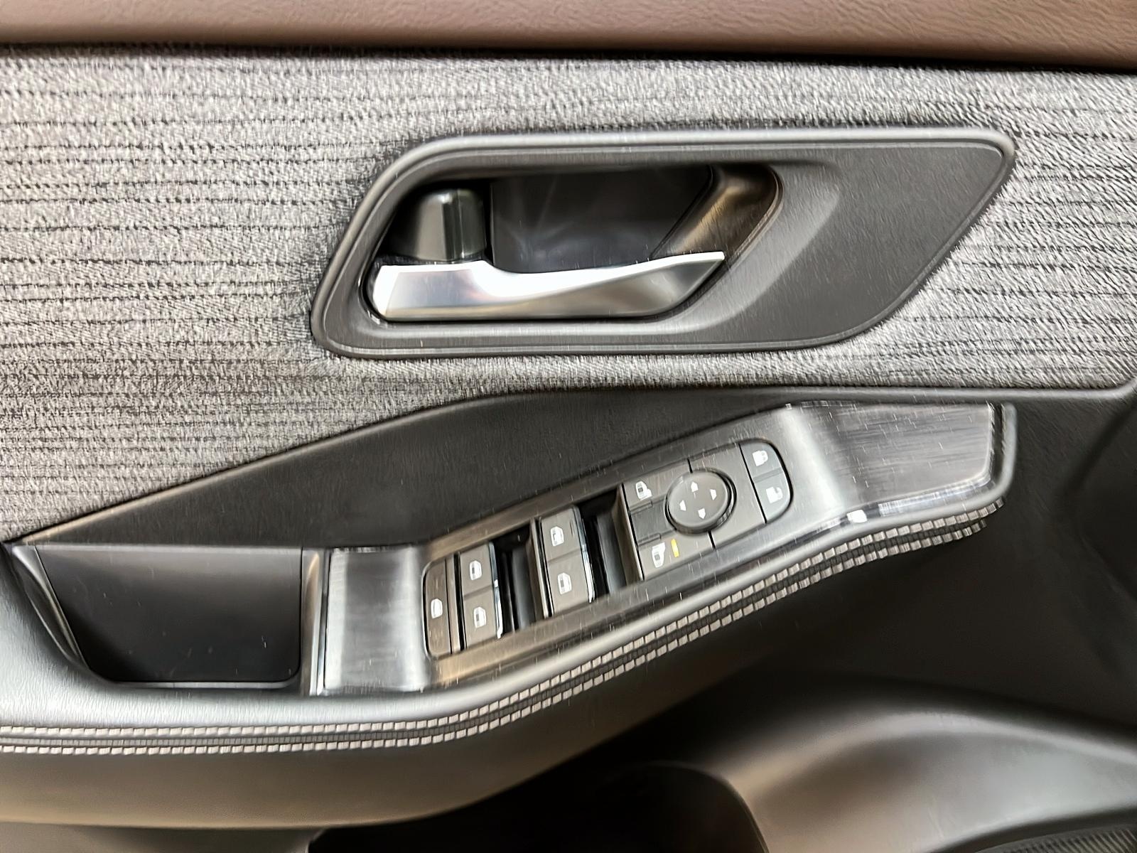 Nissan Rogue SV TOIT PANO 4RM 2023 - image #21