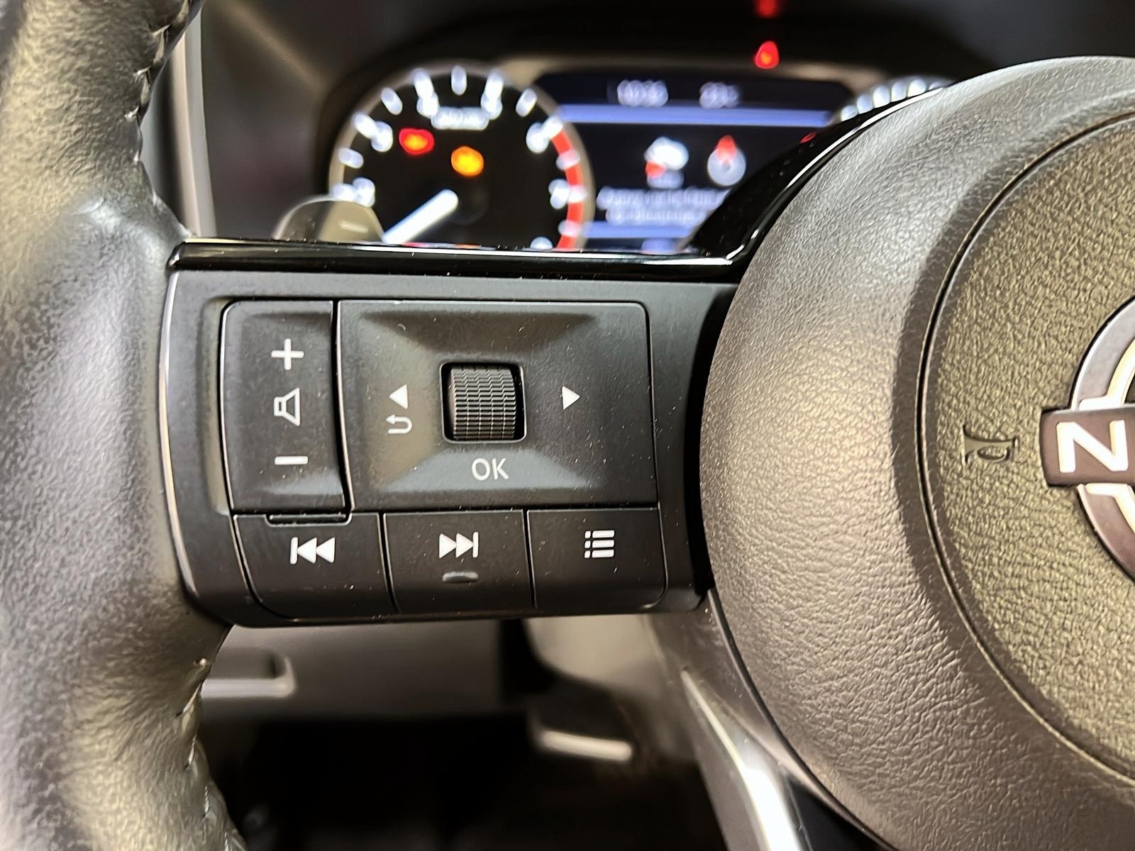 Nissan Rogue SV TOIT PANO 4RM 2023 - image #19