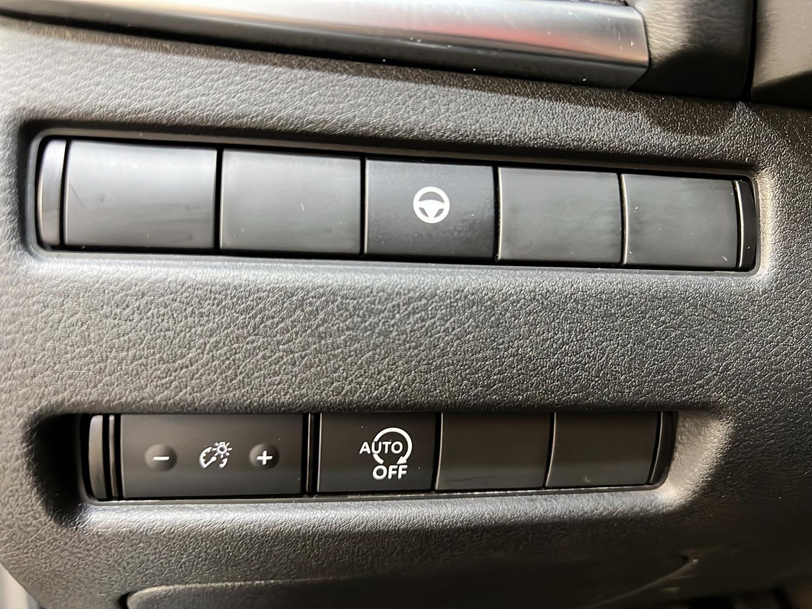 Nissan Rogue SV TOIT PANO 4RM 2023 - image #20