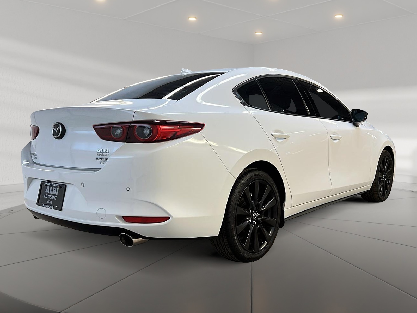 Mazda Mazda3 GT TURBO CUIR TOIT NAV 4RM 2024 - image #4