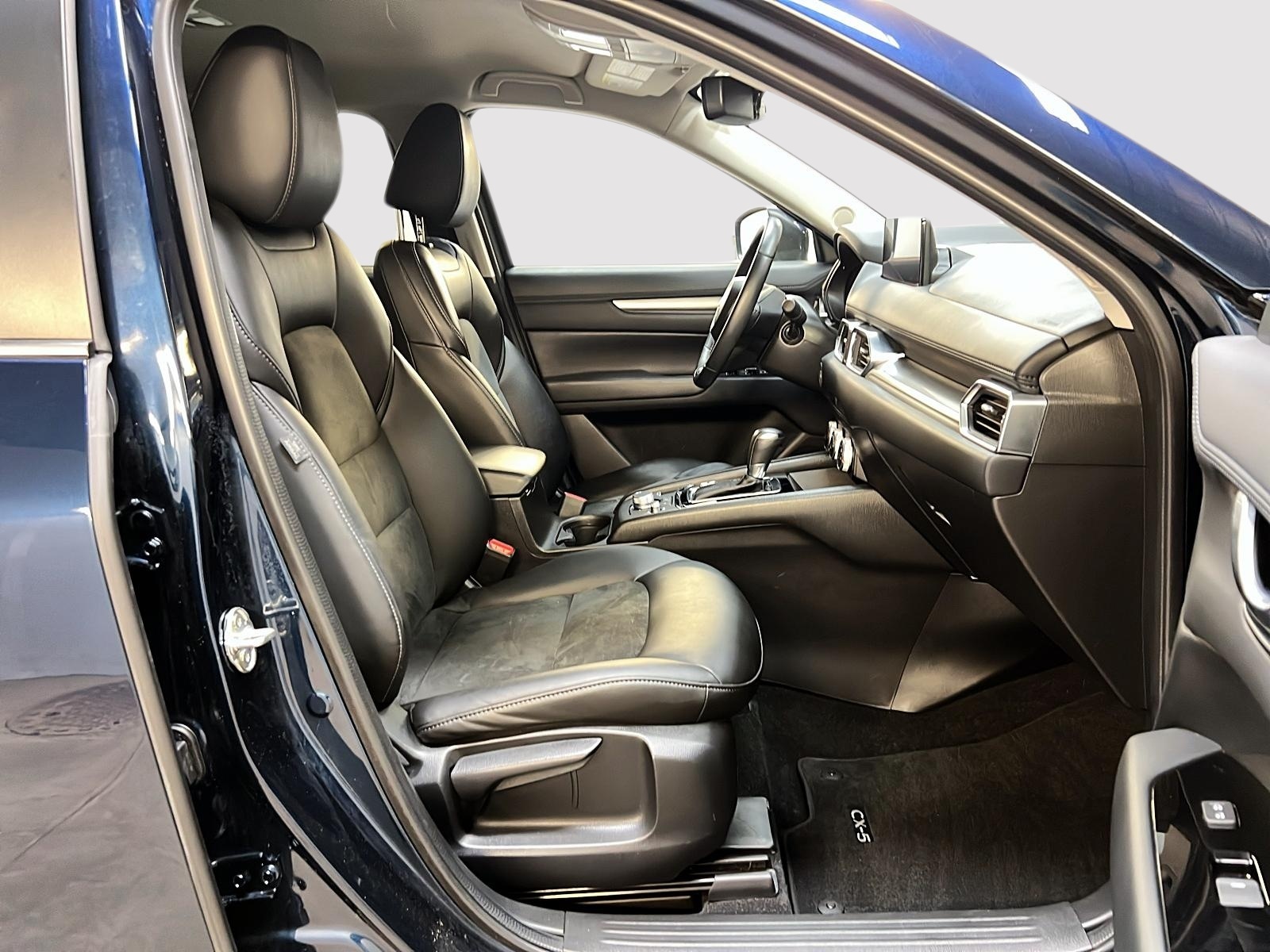Mazda CX-5 GS 4RM 2023 - image #8