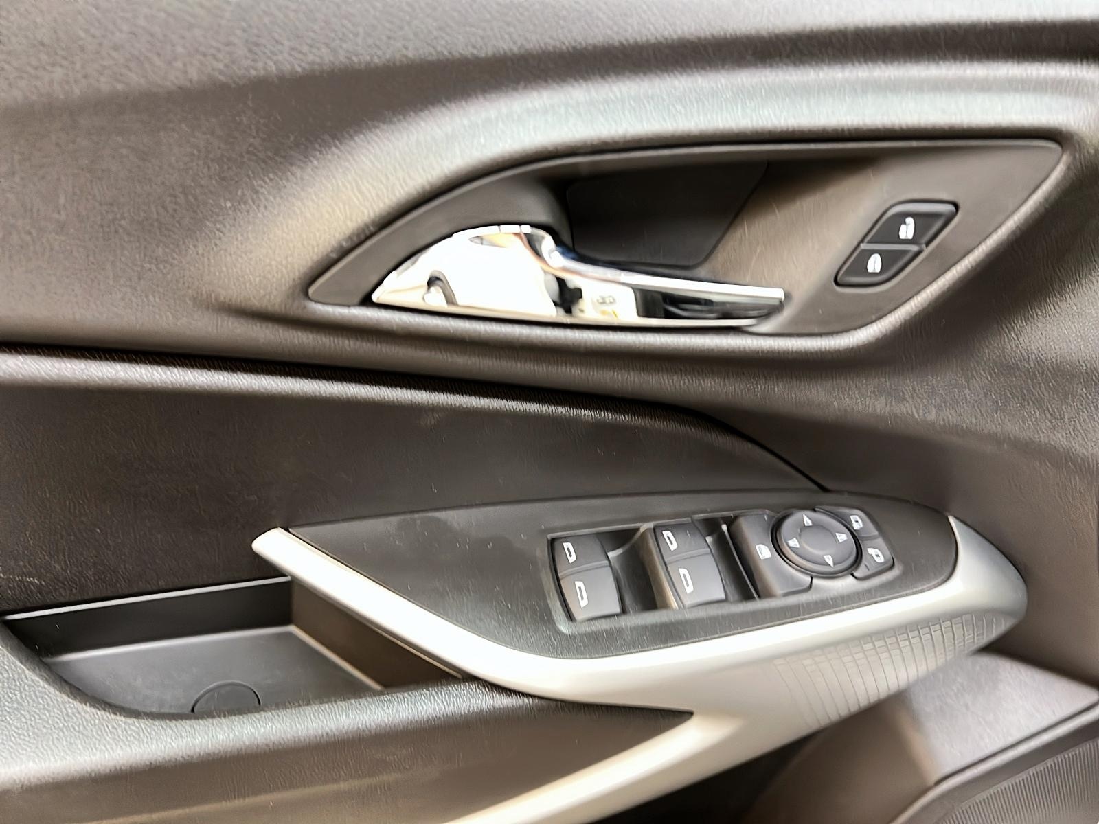Chevrolet Trax LS 2025 - image #20