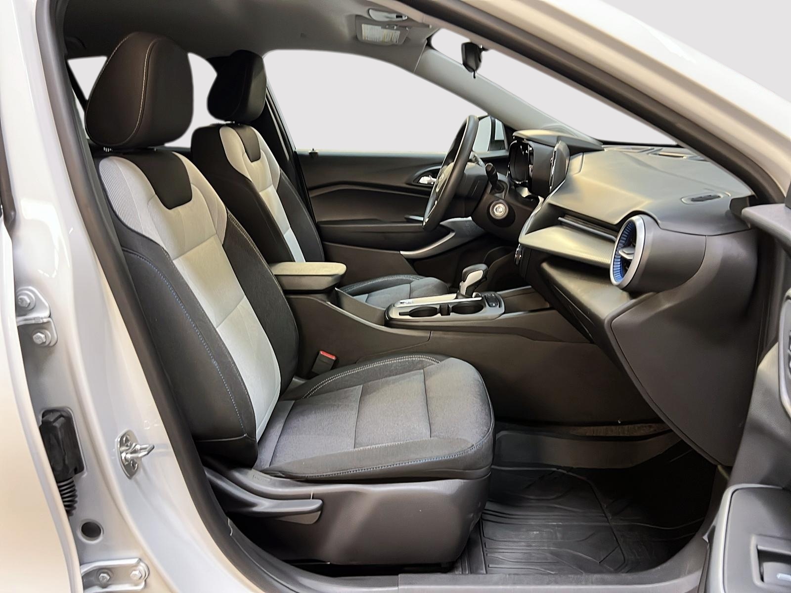 Chevrolet Trax LS 2025 - image #8