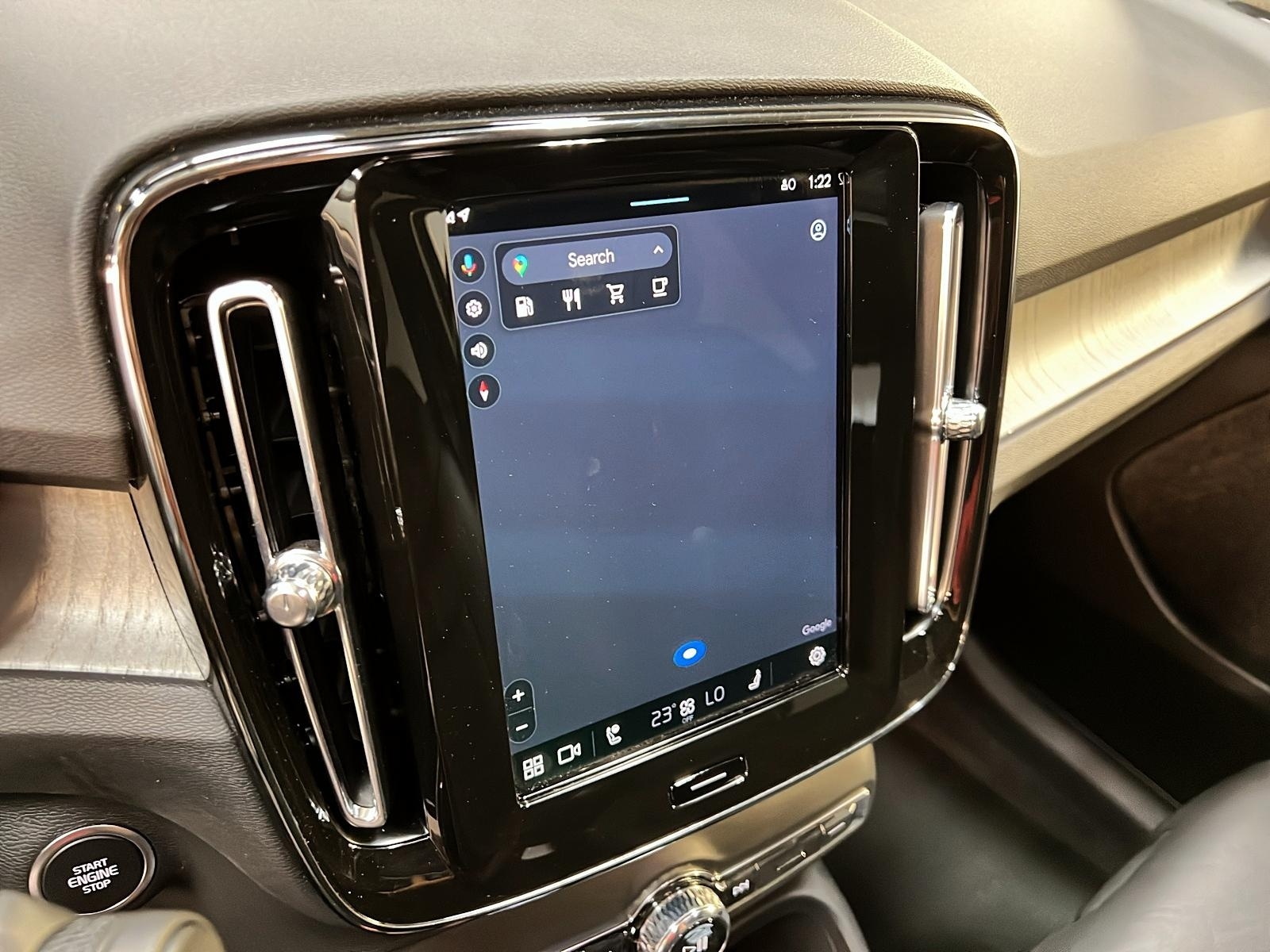 Volvo XC40 B5 ULTRA CUIR TOIT PANO NAV 4RM 2025 - image #19
